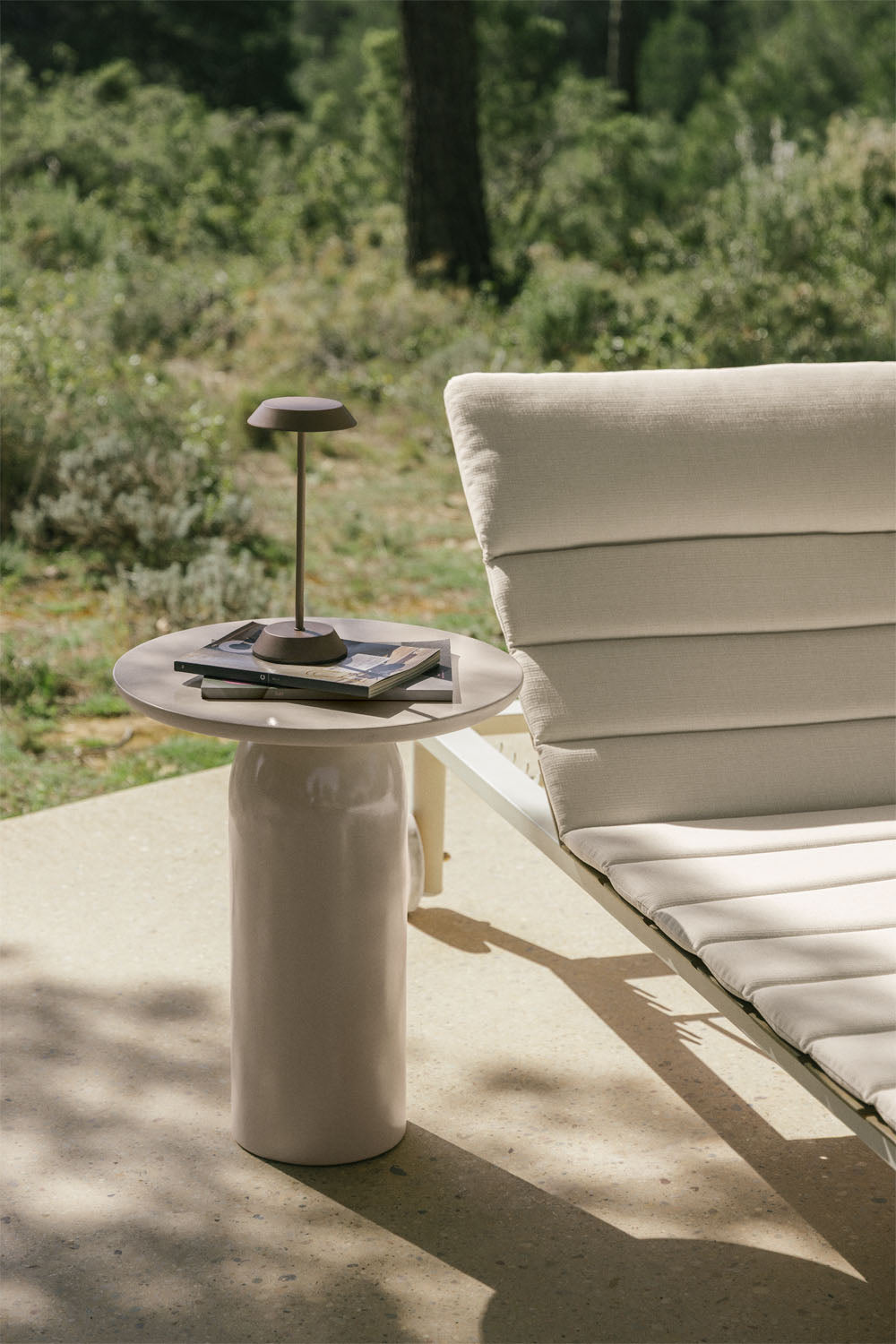 UV HOME Layana Round Garden Side Table Ø45 cm in Cement