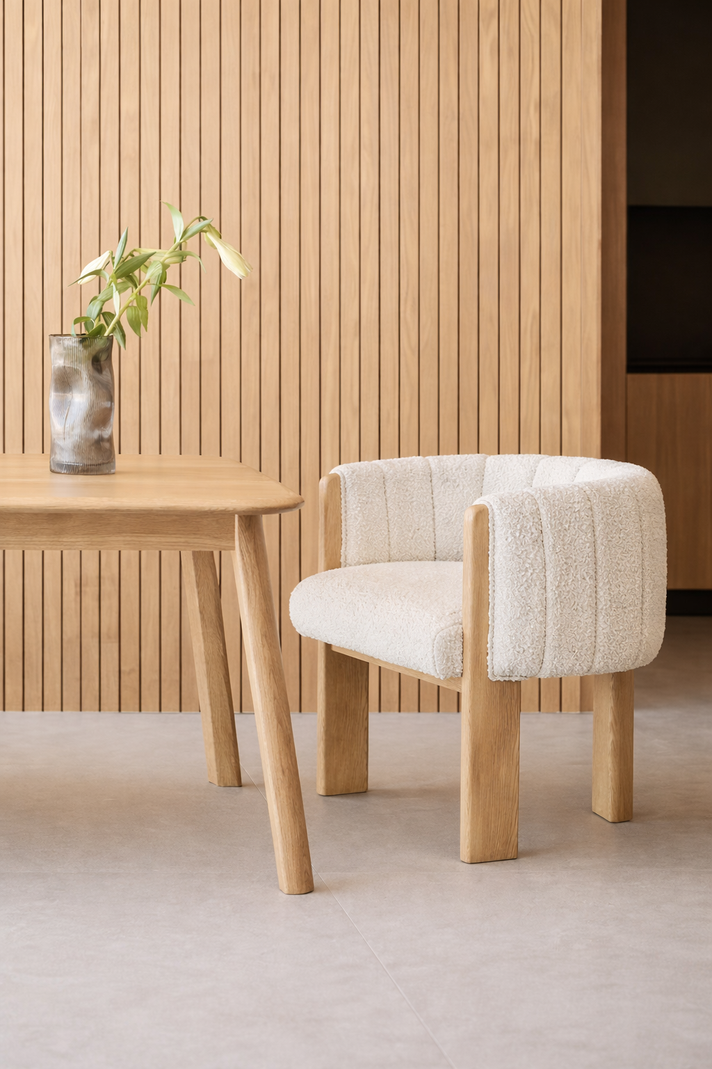 UV HOME Leo Dining Chair – Ash Wood & Bouclé Fabric