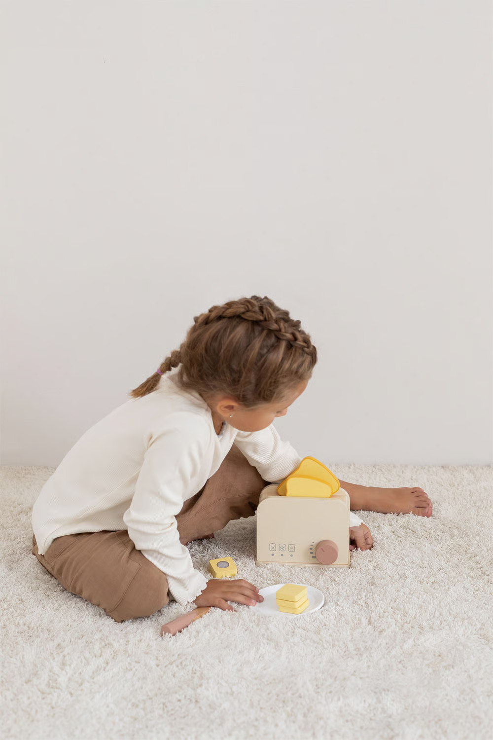 UV Home Diamta Kids wooden toaster