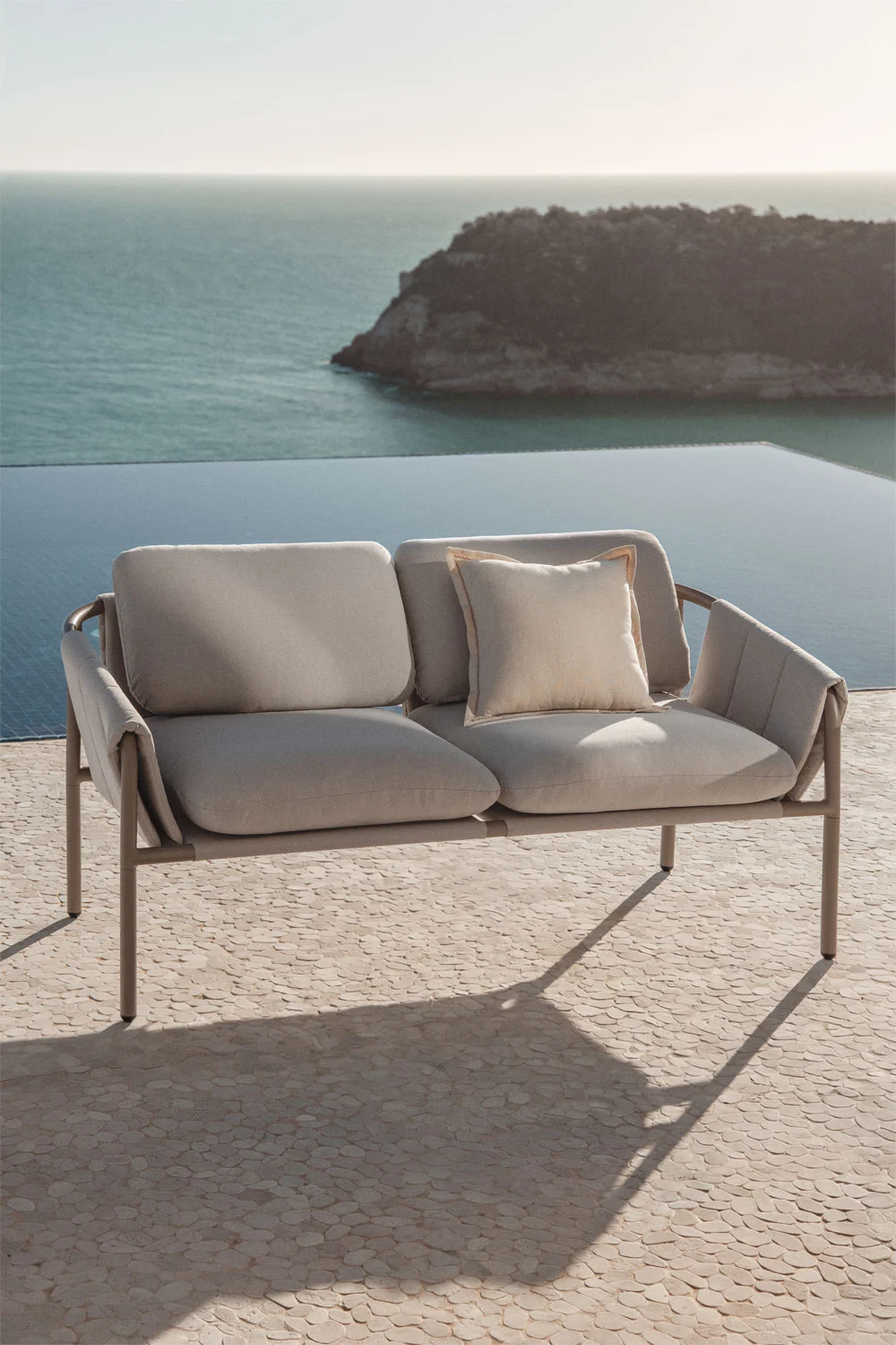 UV HOME Zunika Upholstered 2-Seater Garden Sofa with Steel Frame