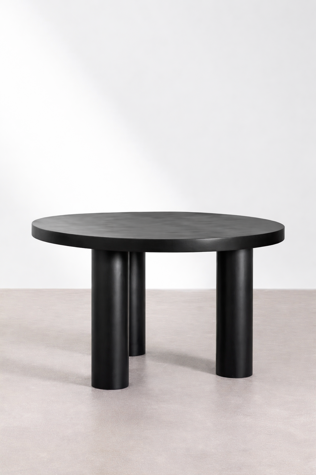 UV Home Amanza Round Dining Table – Mango Wood
