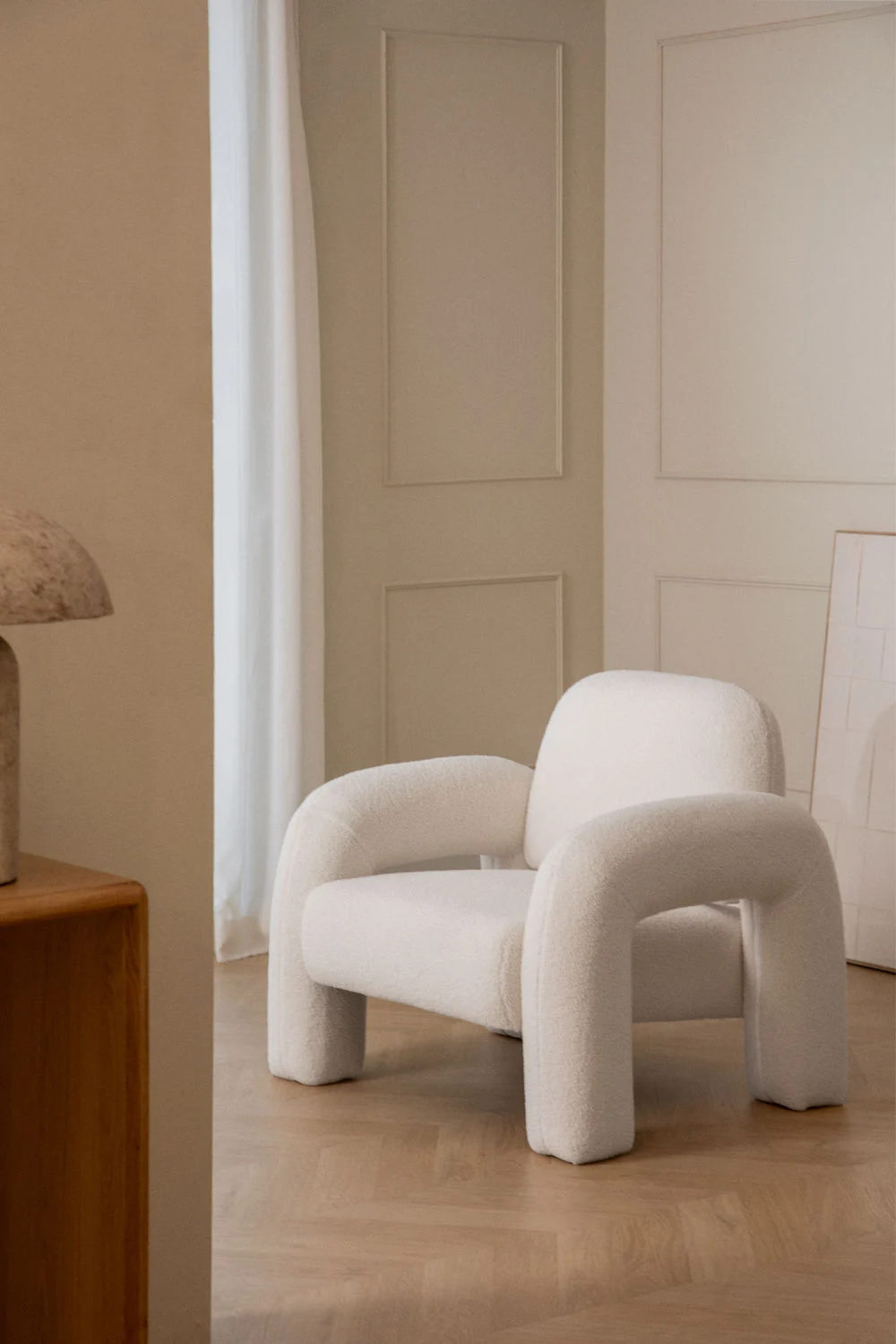 UV HOME Nicxon Shearling Armchair