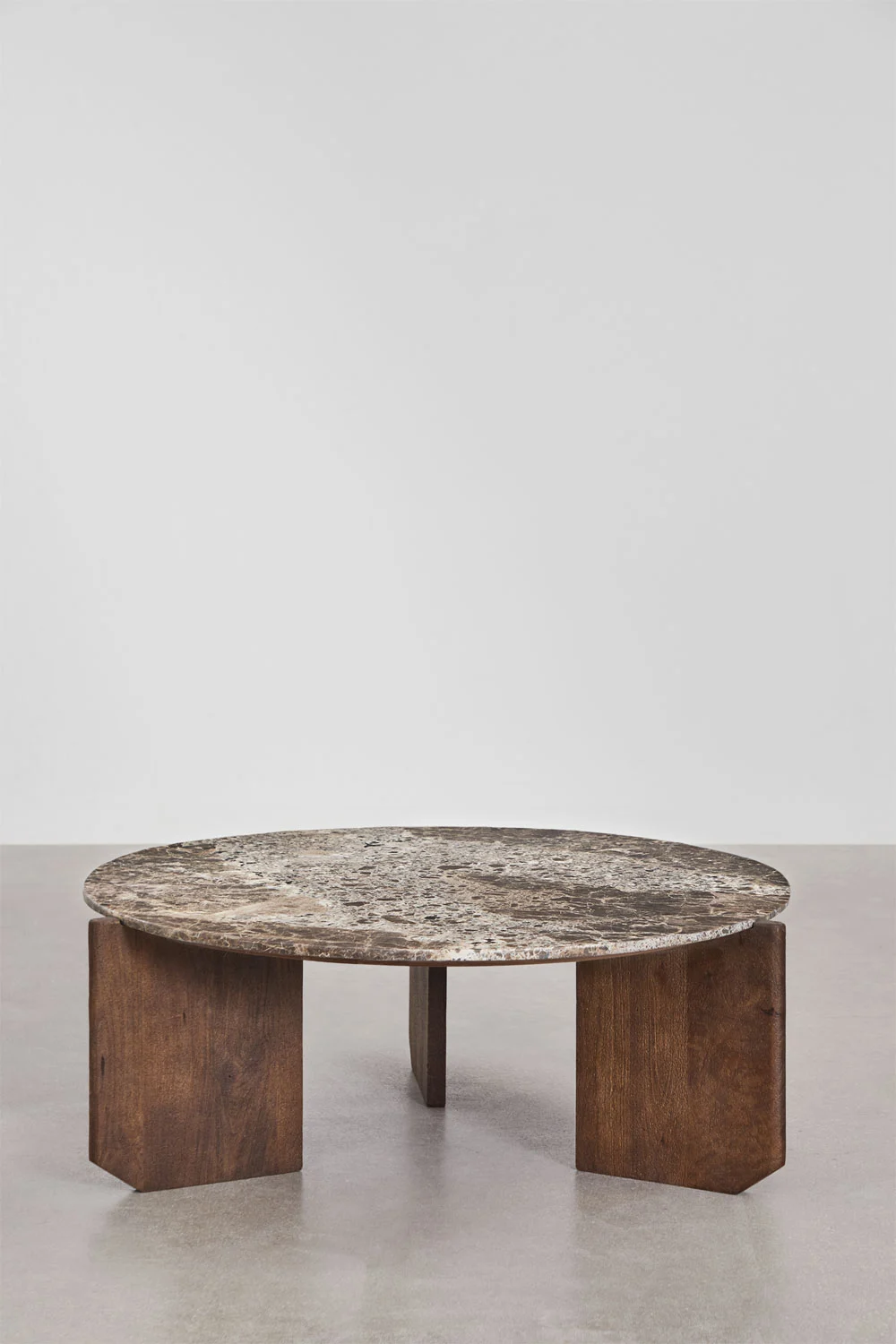 UV HOME Round Coffee Table in Natural Stone and Mango Wood Lavinia