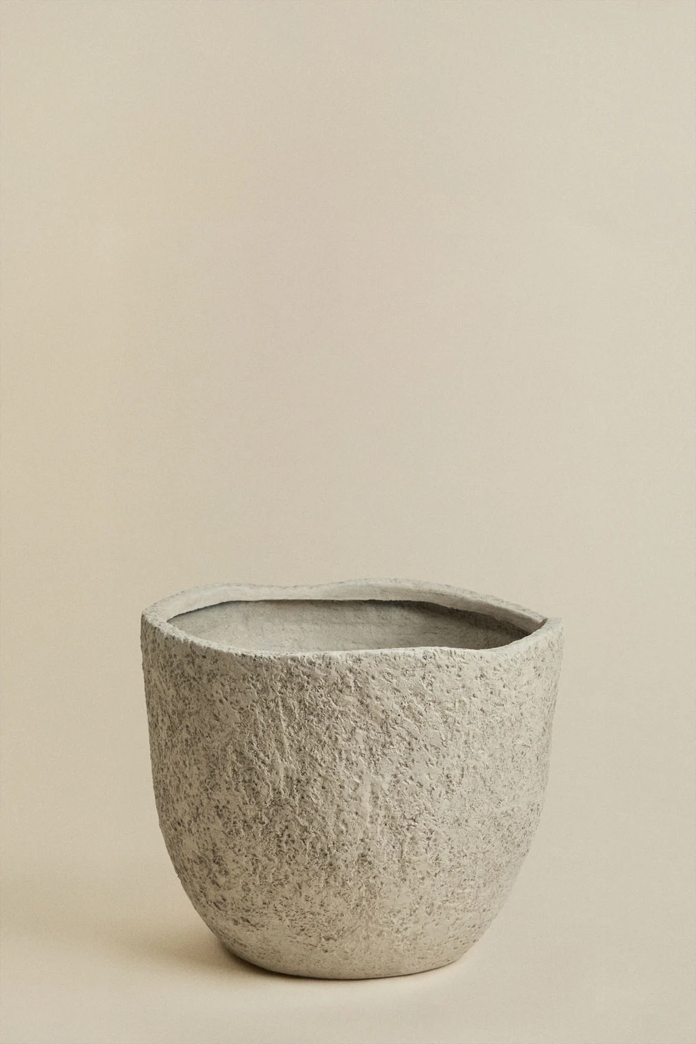 UV HOME Cement planter Nuria