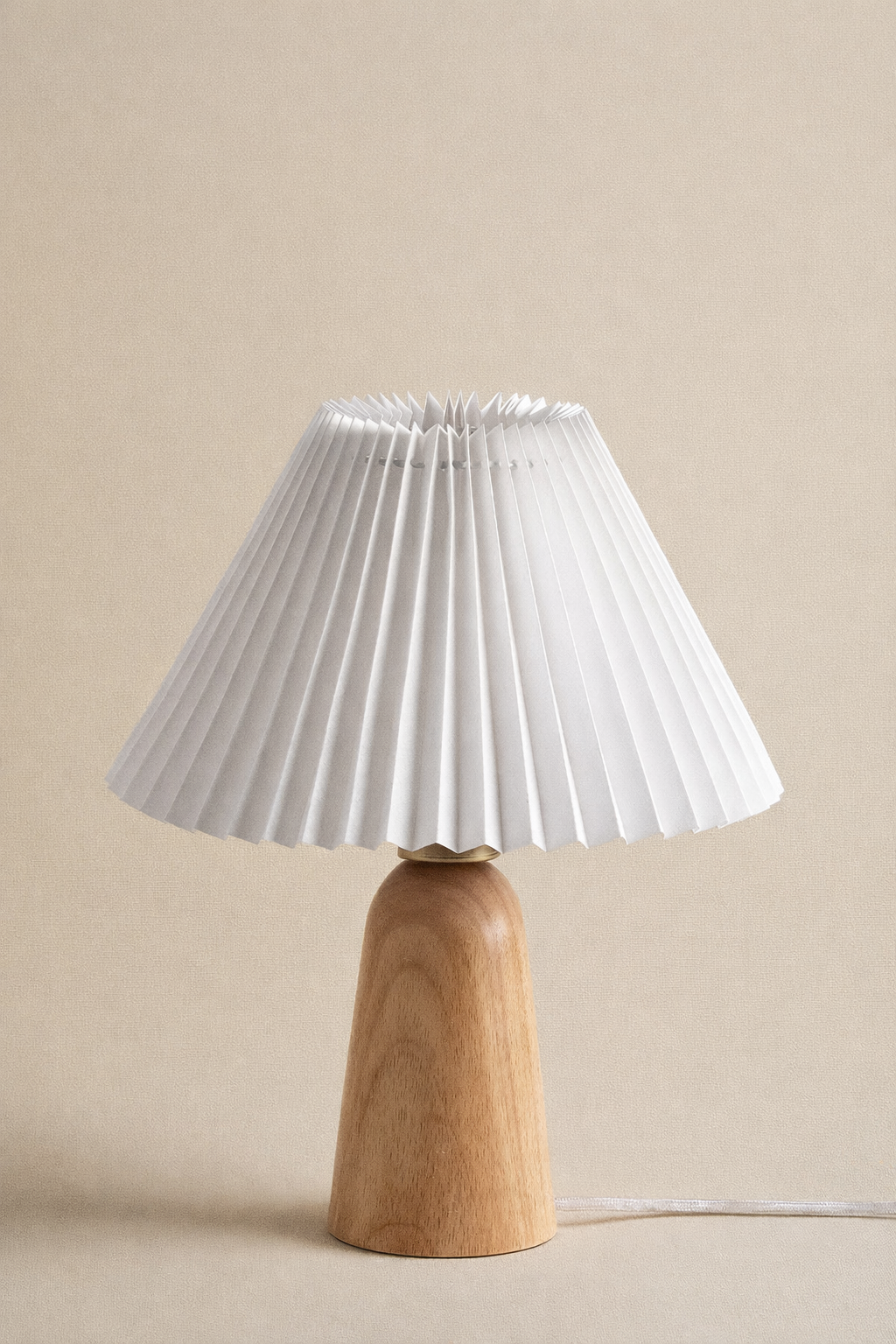 UV HOME Jeremaia Wooden Table Lamp – Warm Natural Design