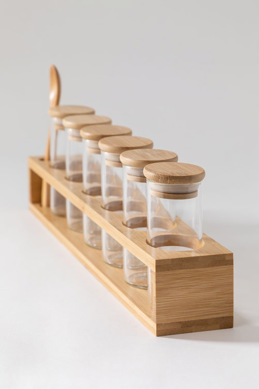 UV HOME Set of 6 Glass and Bamboo Spice Jars with Spoon Seyne