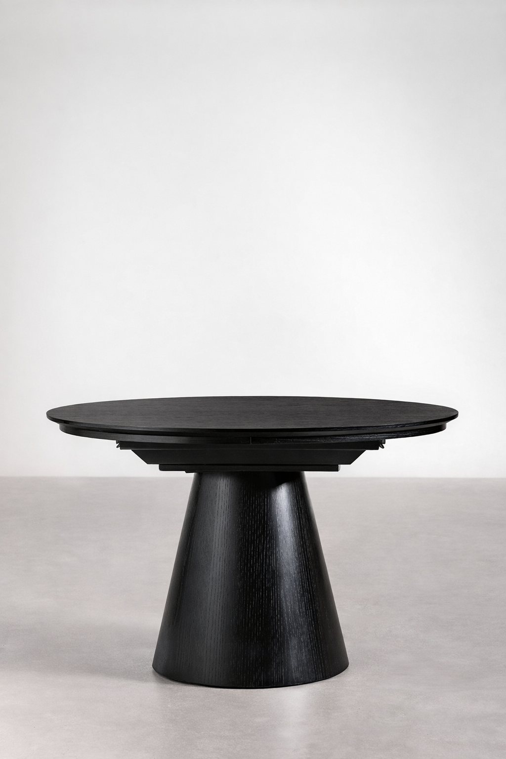 UV Home Montana Extendable Dining Table - MDF & Oak Veneer