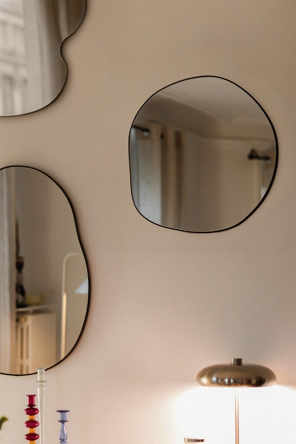 UV HOME Nonceva Irregular Wall Mirror 60 x 60 cm (MDF)
