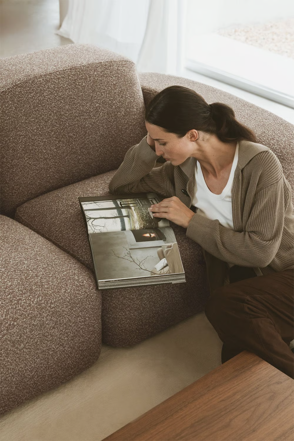UV HOME Bastian 2-piece modular sofa
