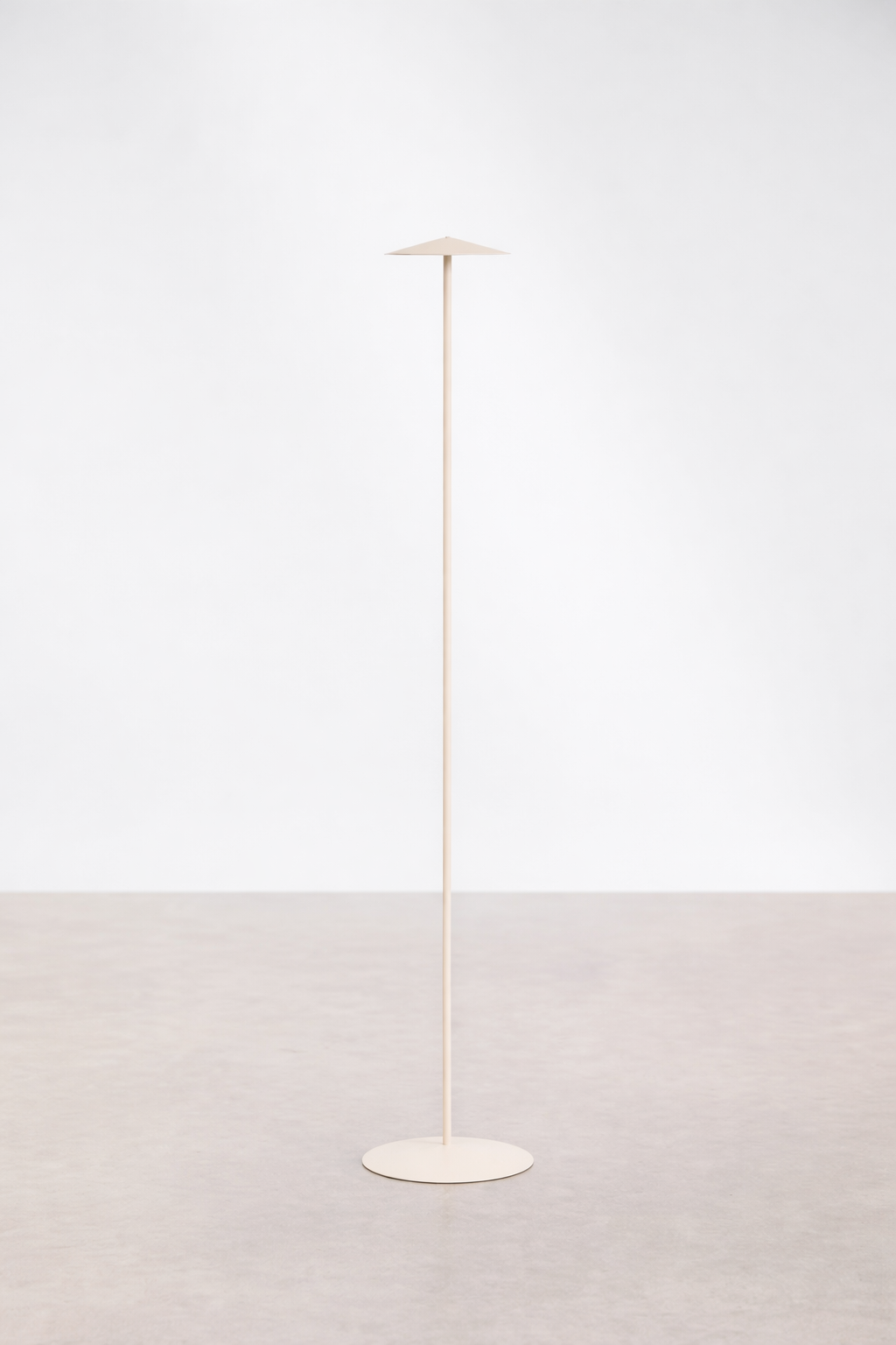 UV HOME Emilein Cordless LED Floor Lamp – Iron Design