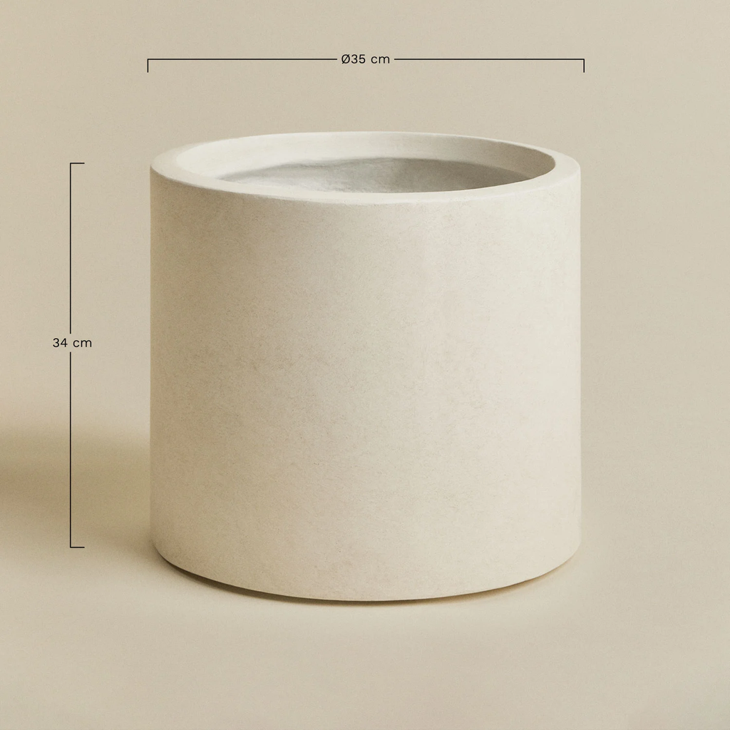 UV HOME Aurevi Concrete Planter