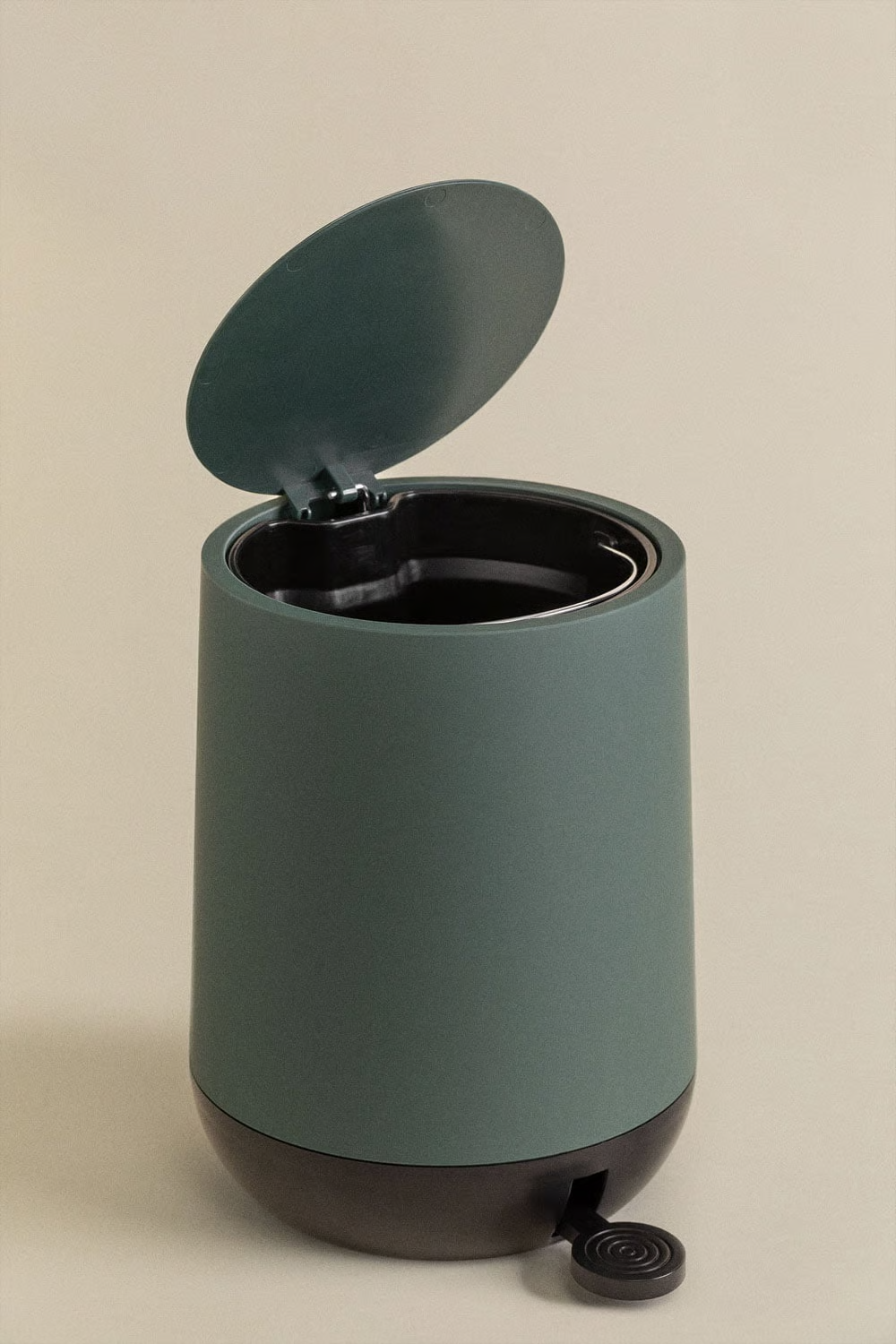 UV HOME Vesey Pedal Bin with Lid
