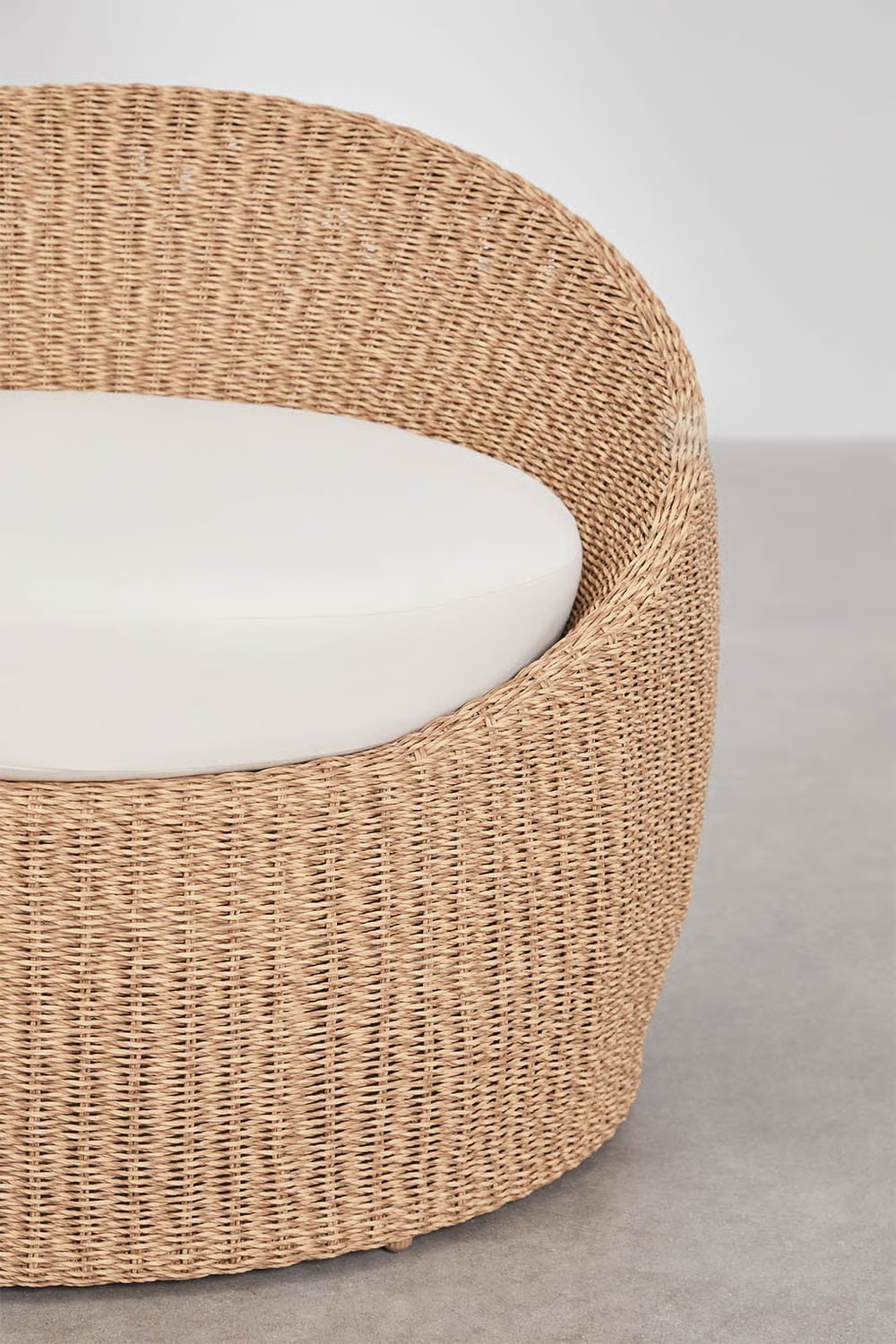 UV HOME Clarnyx Synthetic Rattan Garden Chair