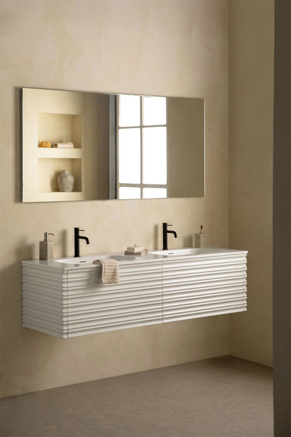 UV HOME Noura floating wooden bathroom furniture set with integrated washbasins