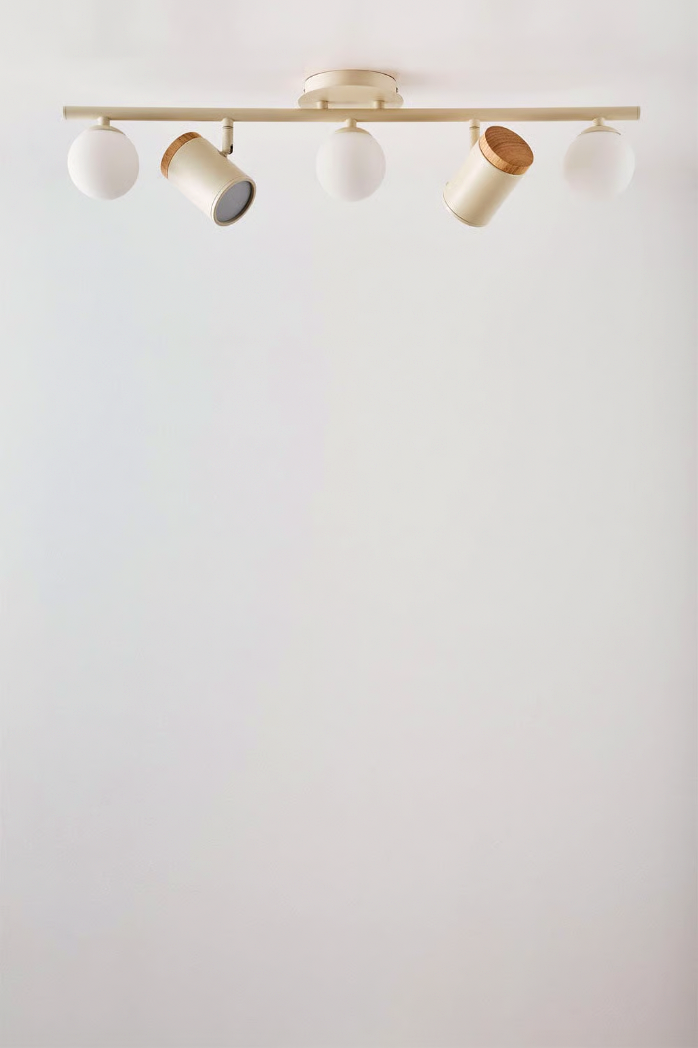 UV HOME Amaranto Ceiling Lamp – 5-Light Adjustable Iron Design