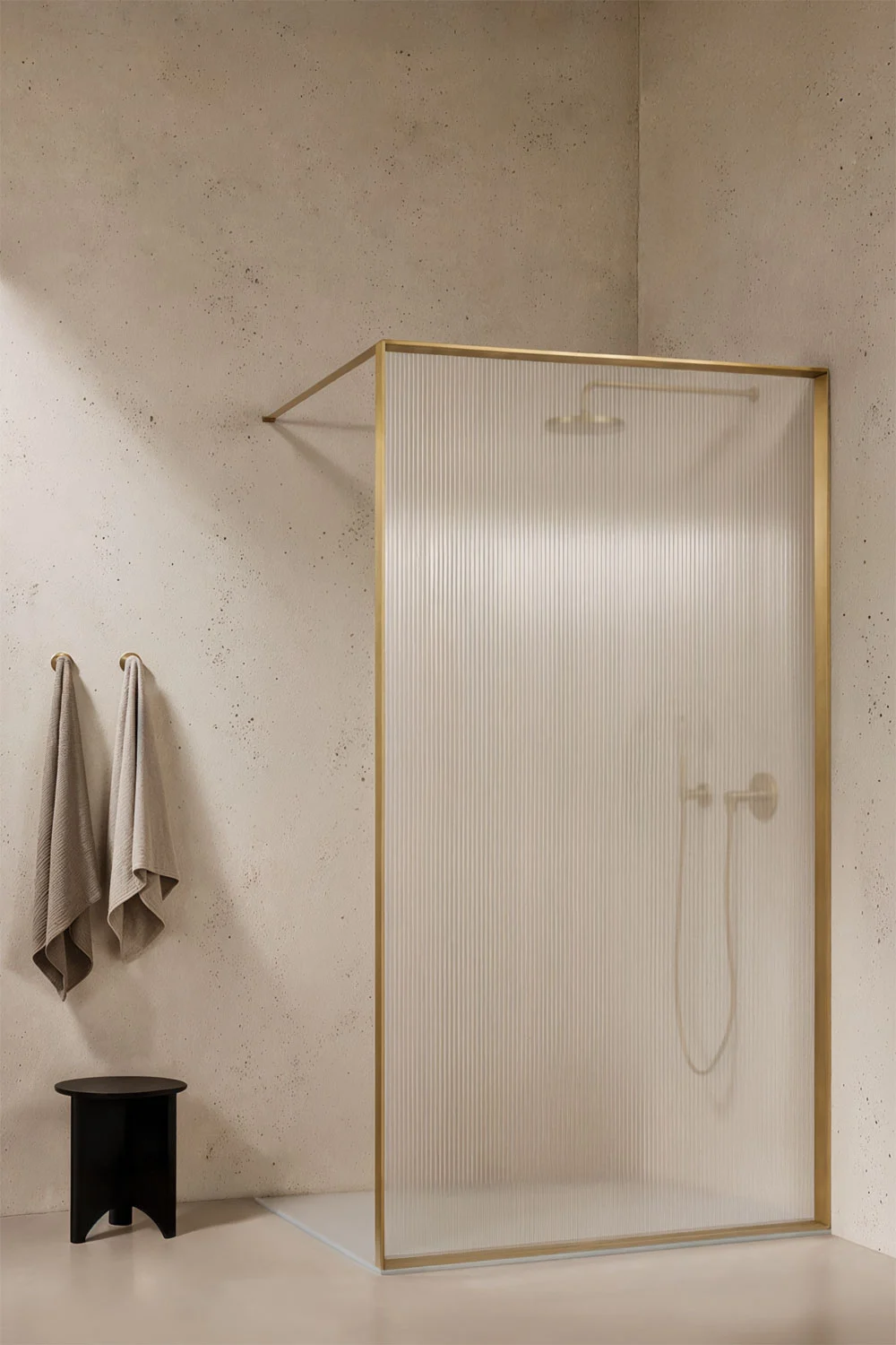 UV HOME Fixed Shower Screen with 5 mm Tempered Glass and Trafalgar Aluminum