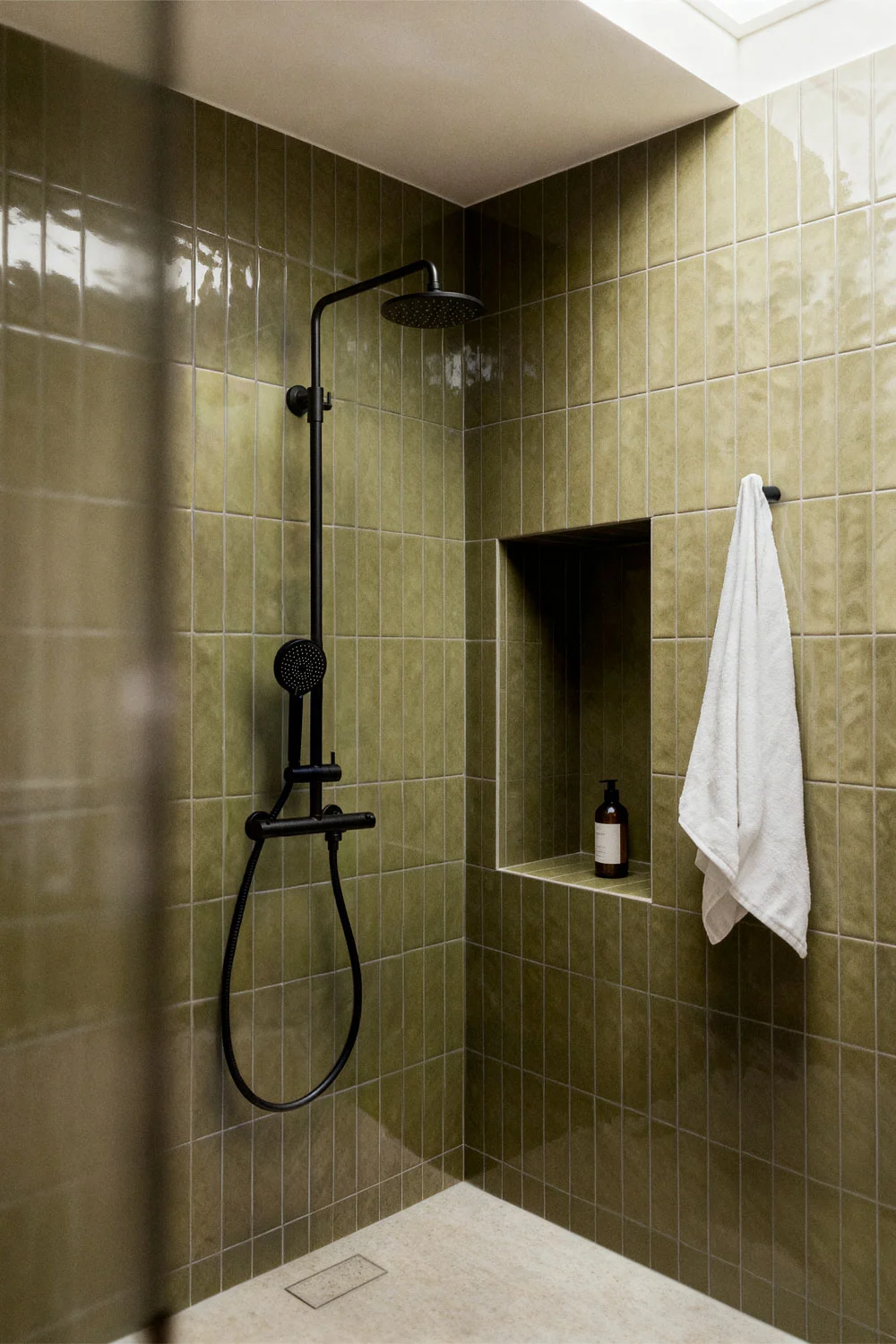 UV HOME Orveta Thermostatic Brass Shower Column