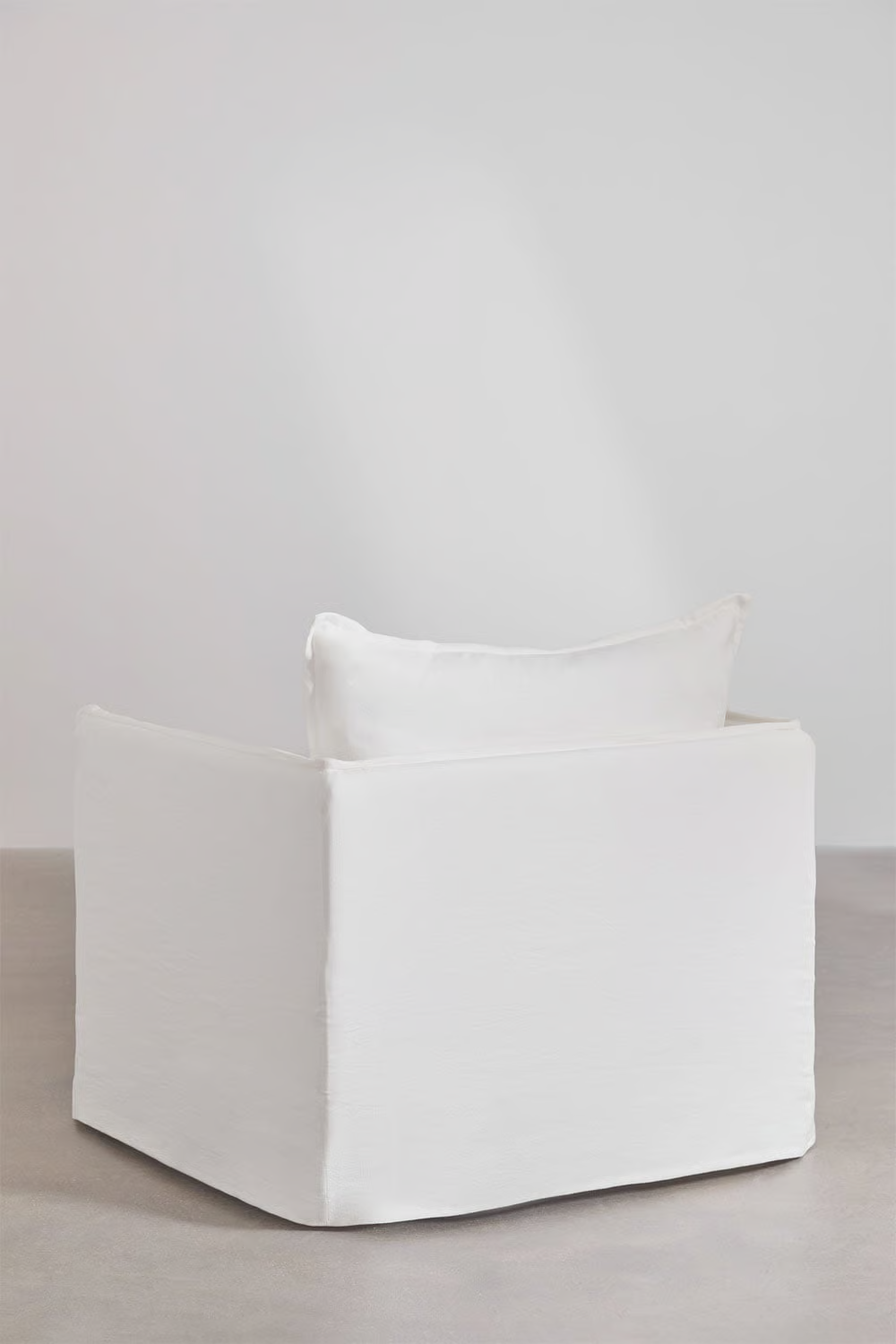 UV HOME Grace armchair with linen and cotton armrests