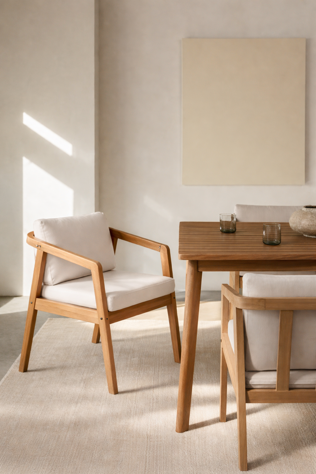 UV HOME Kaela Dining Chair – Acacia Wood