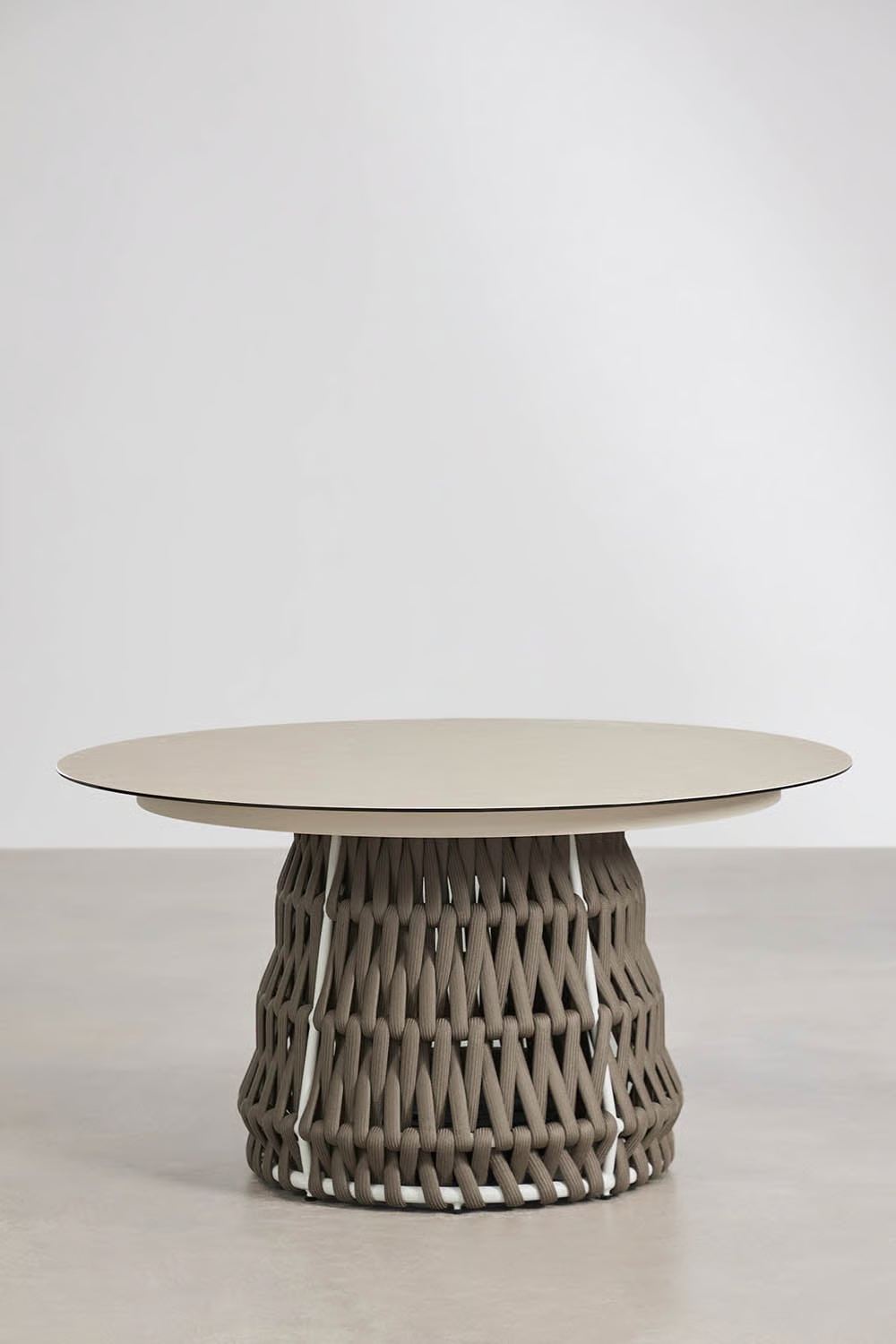 UV HOME Round garden table Ø140 cm made of ceramic and braided rope Tevary