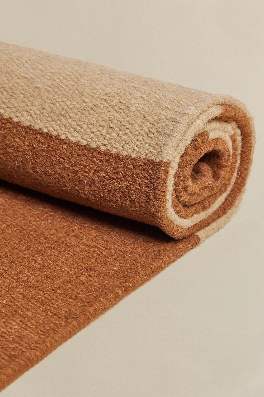 UV Home Bamako Wool and Cotton Rectangular Rug