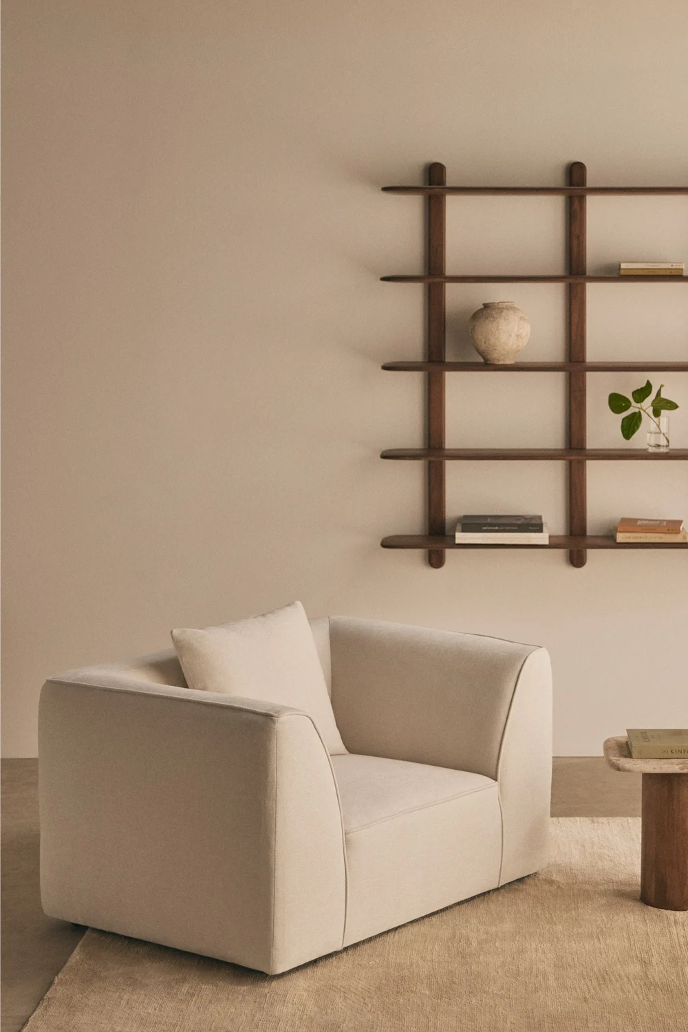 UV HOME Cardea upholstered armchair
