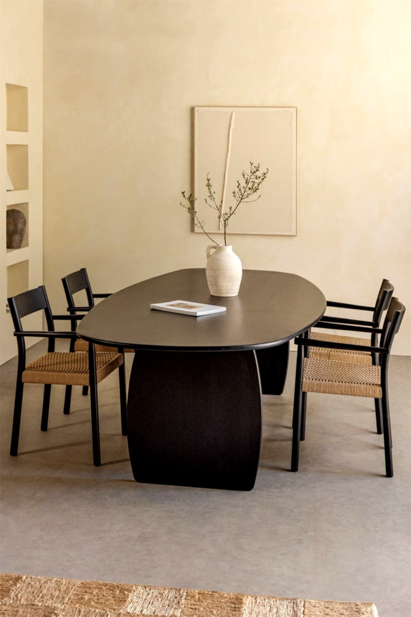 UV Home Agathe Oval Dining Table - Mango Wood