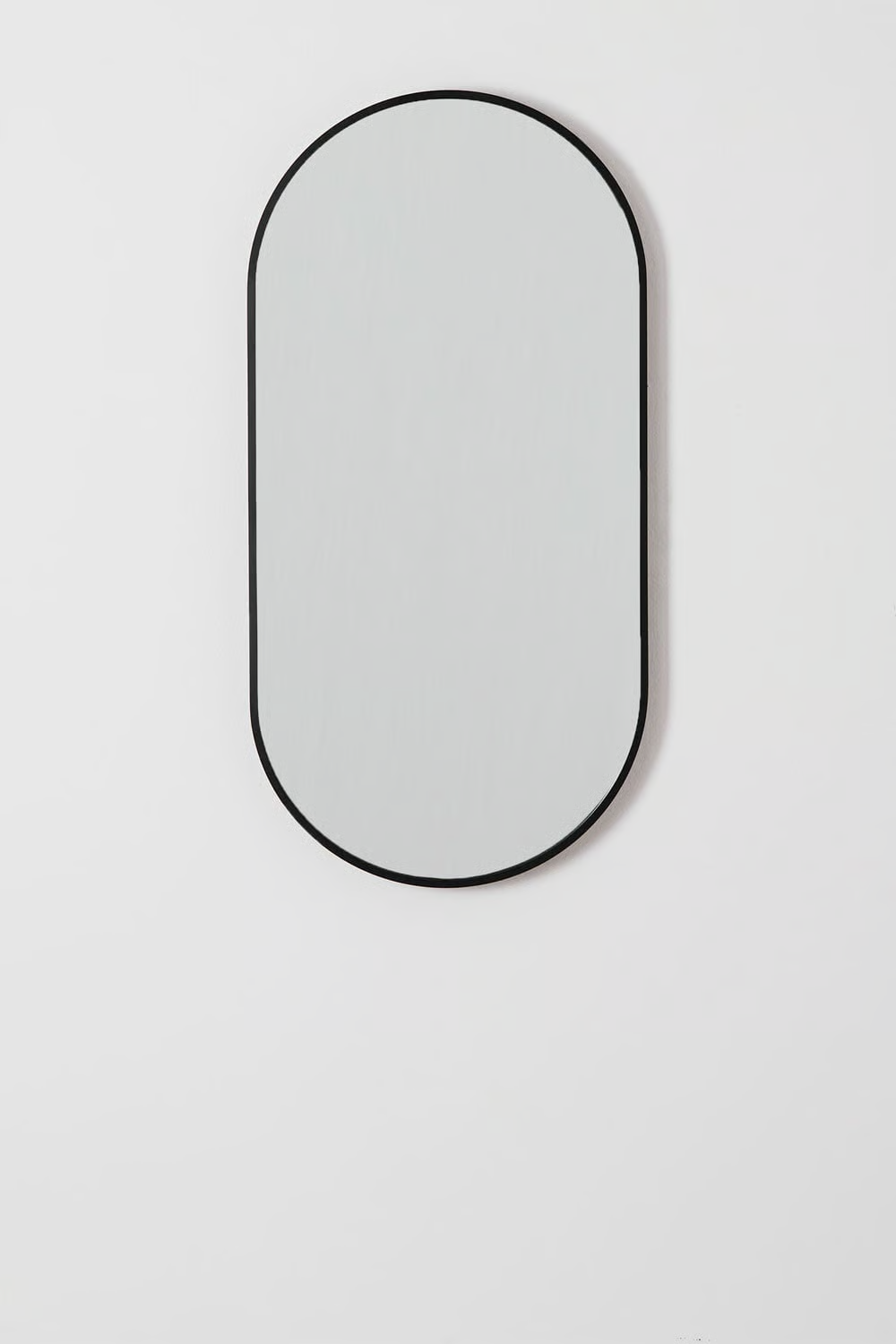 UV HOME Oval Wall Mirror  in Elbert Aluminum