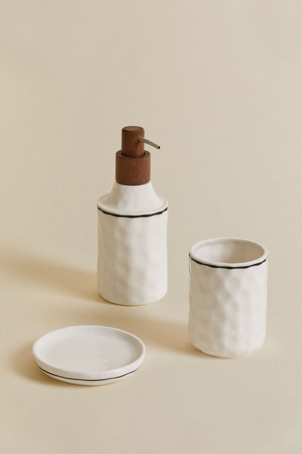 UV HOME Arauzo Stoneware Bathroom Set