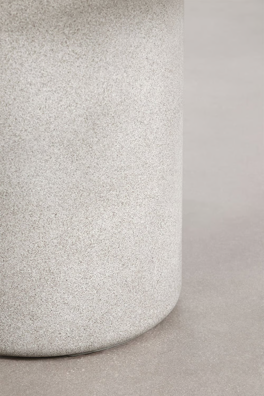 UV HOME Round cement garden set Emiria