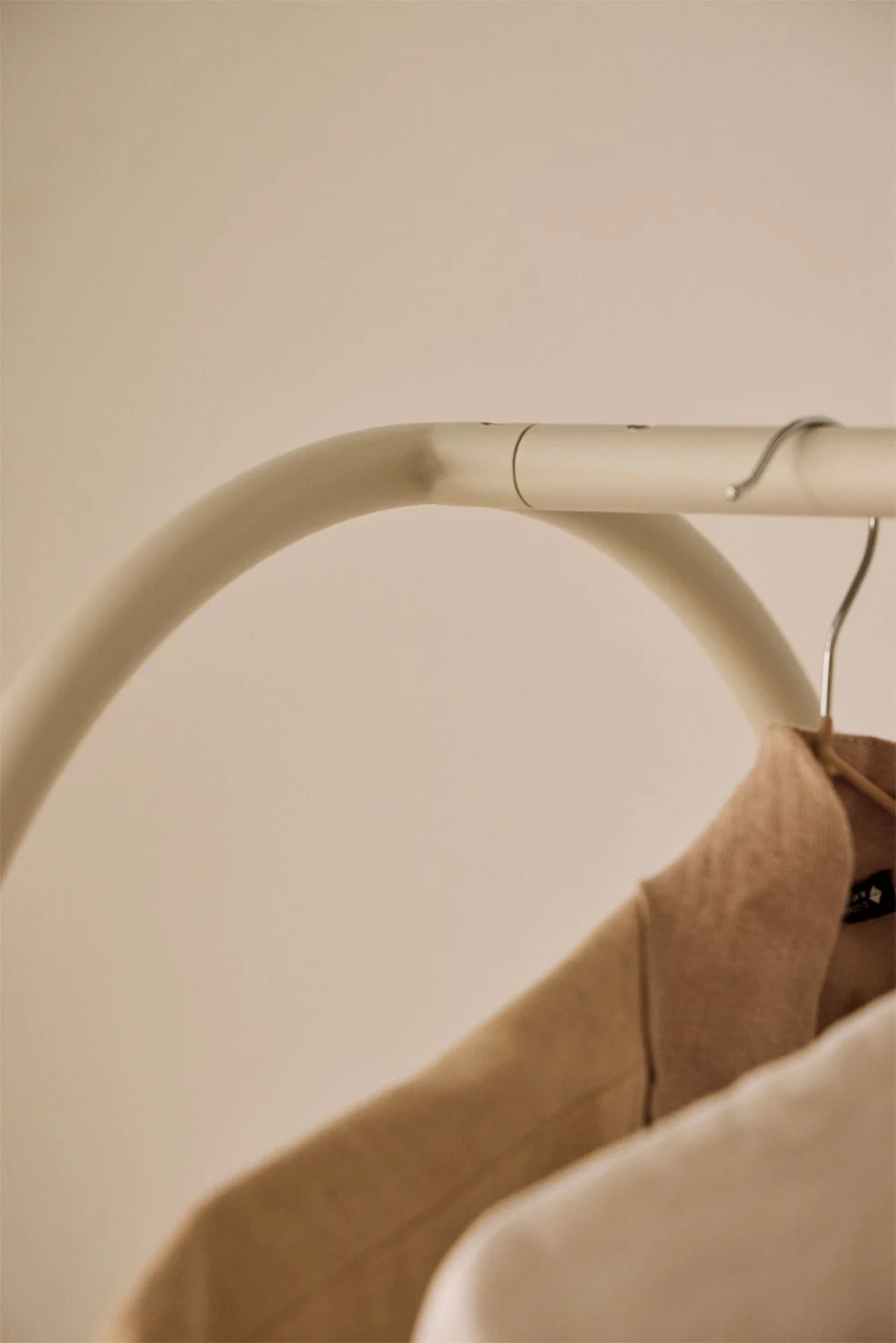 UV HOME Danara Steel Coat Rack