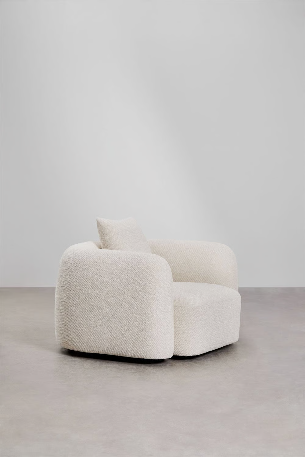 UV HOME Coco chenille armchair