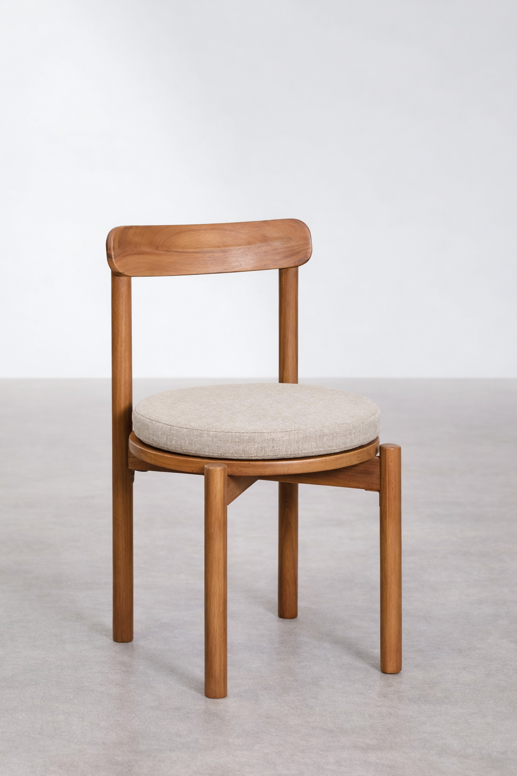 UV HOME Nualis Dining Chair – Acacia Wood – Solid & Natural