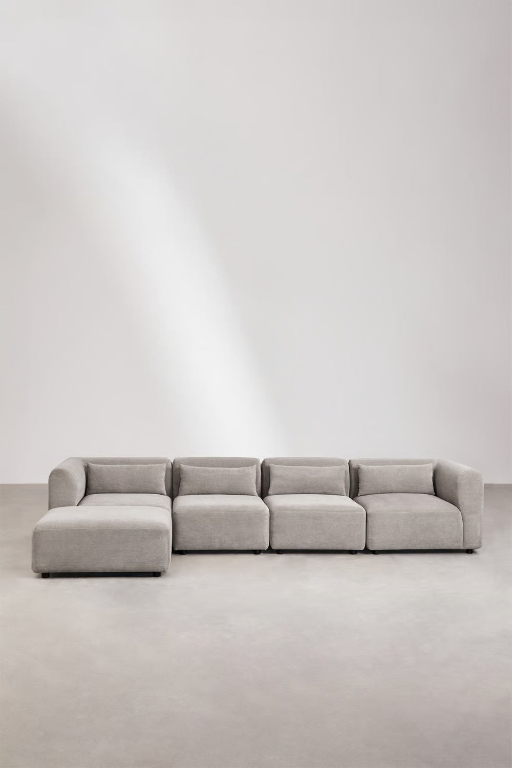 UV HOME 4-piece modular sofa with upholstered ottoman Fogle