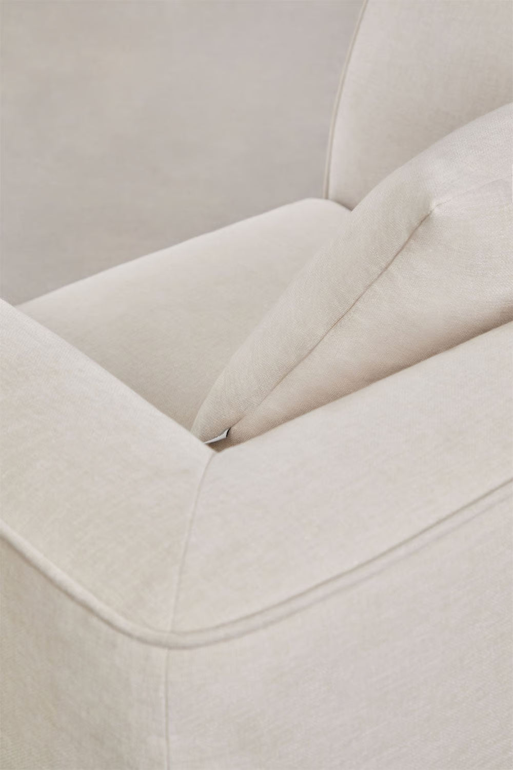 UV HOME Cardea upholstered armchair