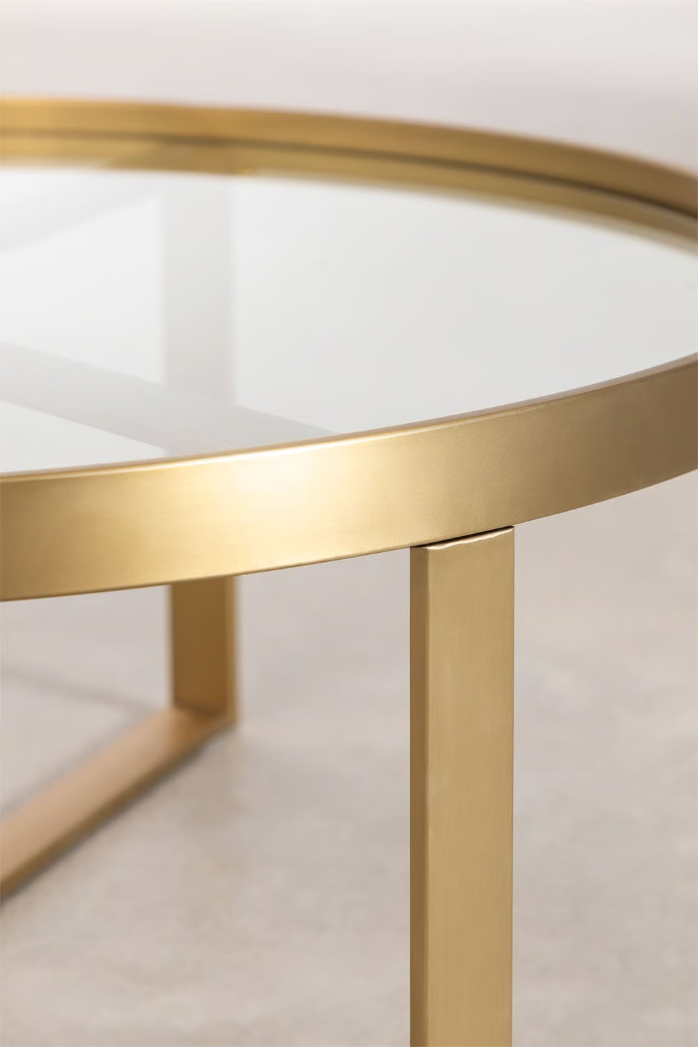 UV HOME Amelia Round Coffee Table