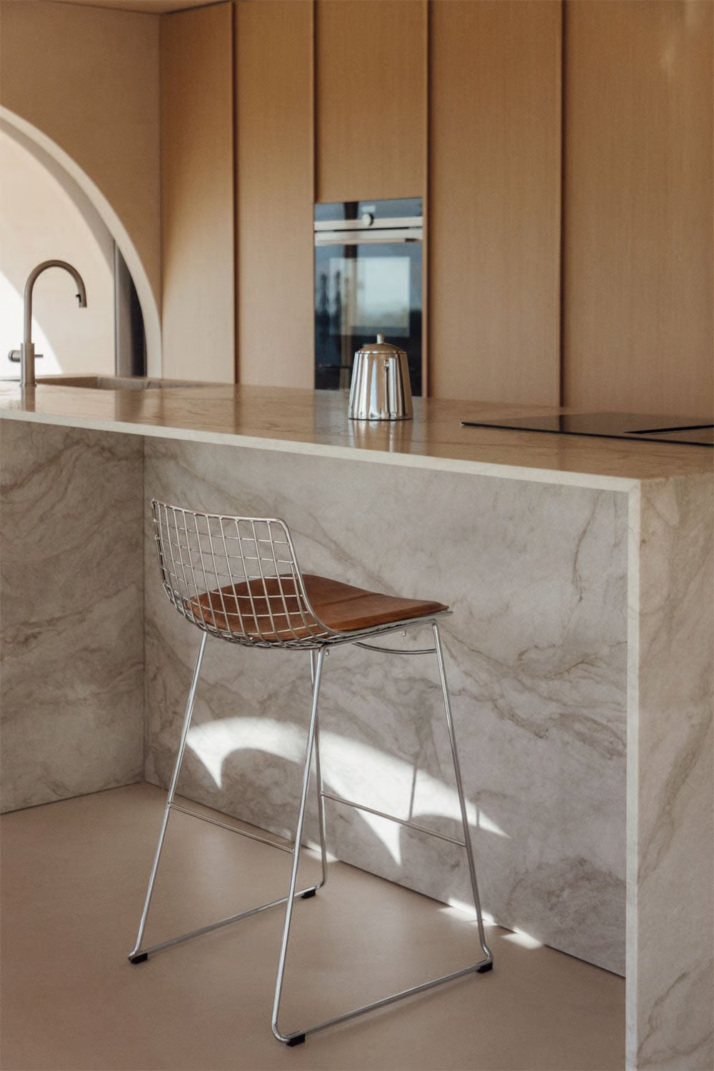 UV HOME Renee Bar Stool with Backrest