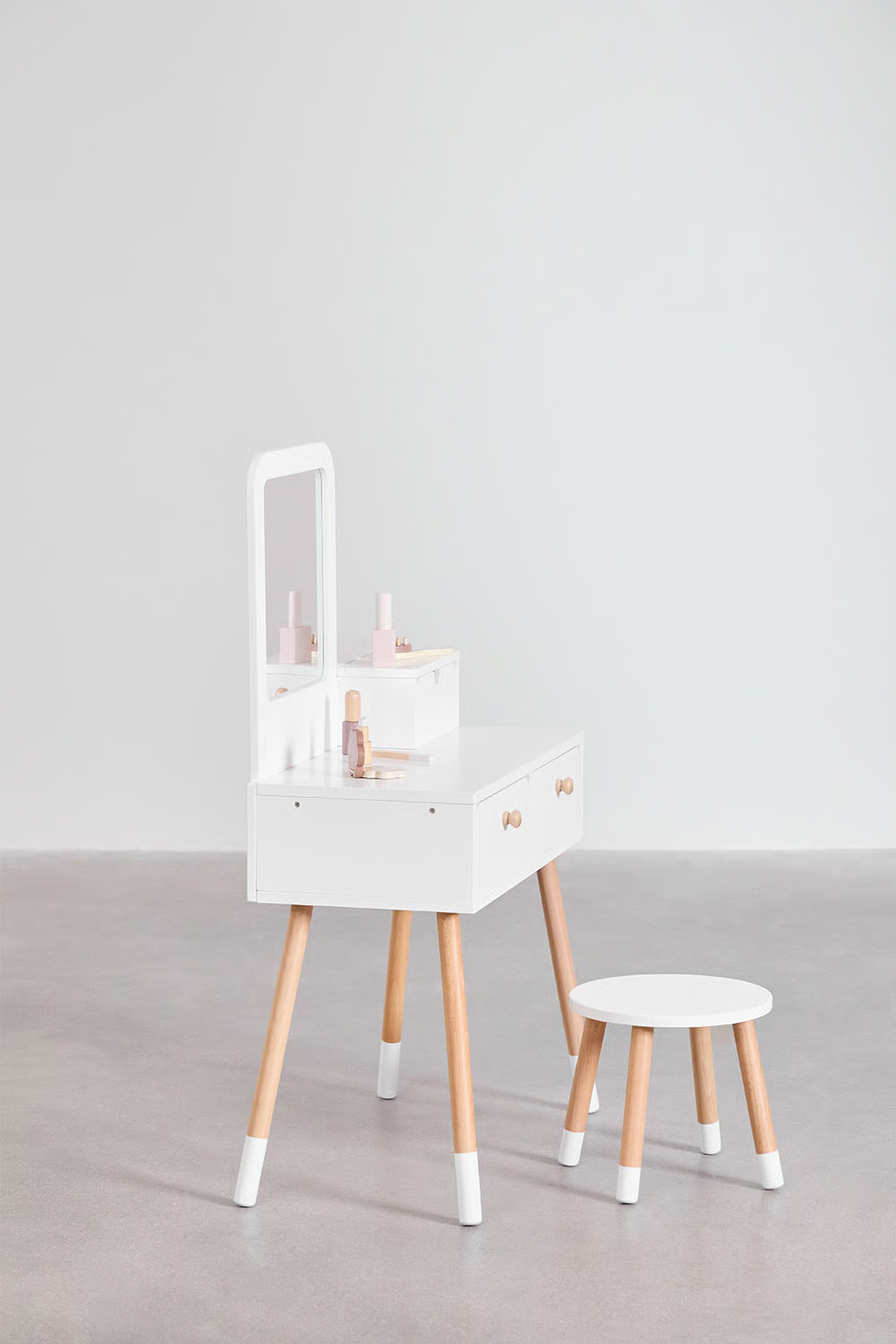 UV Home Donie Kids wooden dressing table
