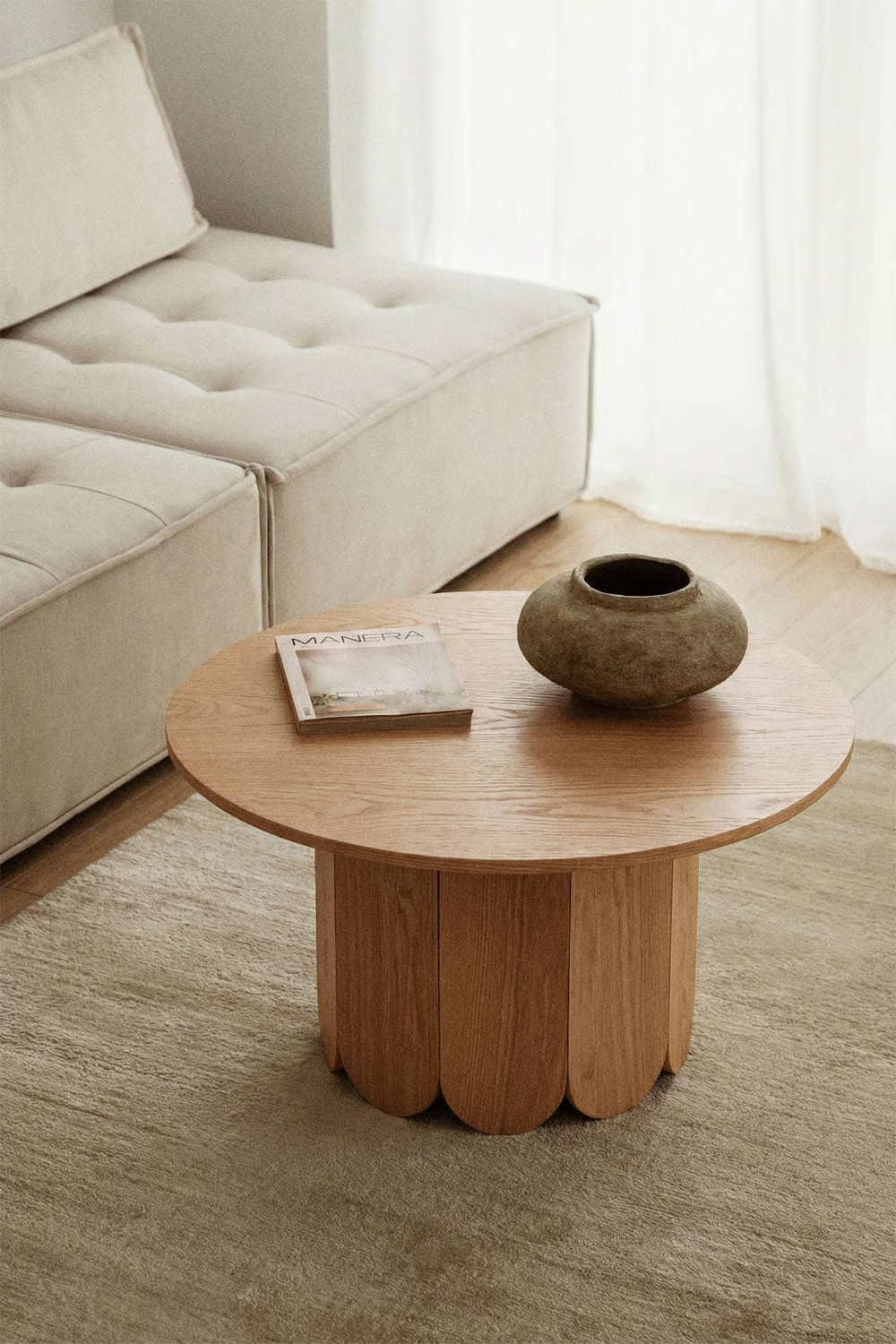 UV HOME Vinesey Round Coffee Table