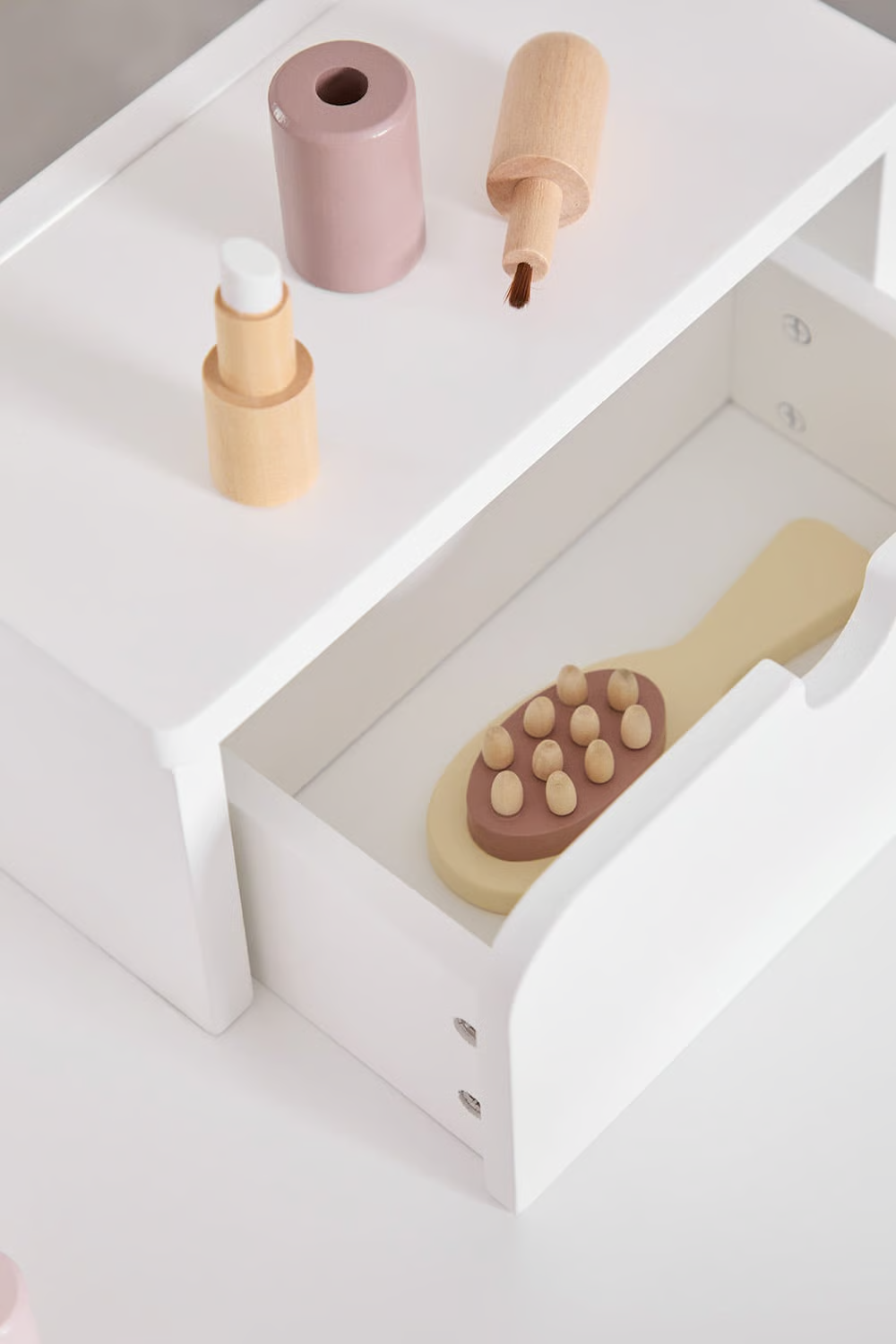 UV Home Donie Kids wooden dressing table