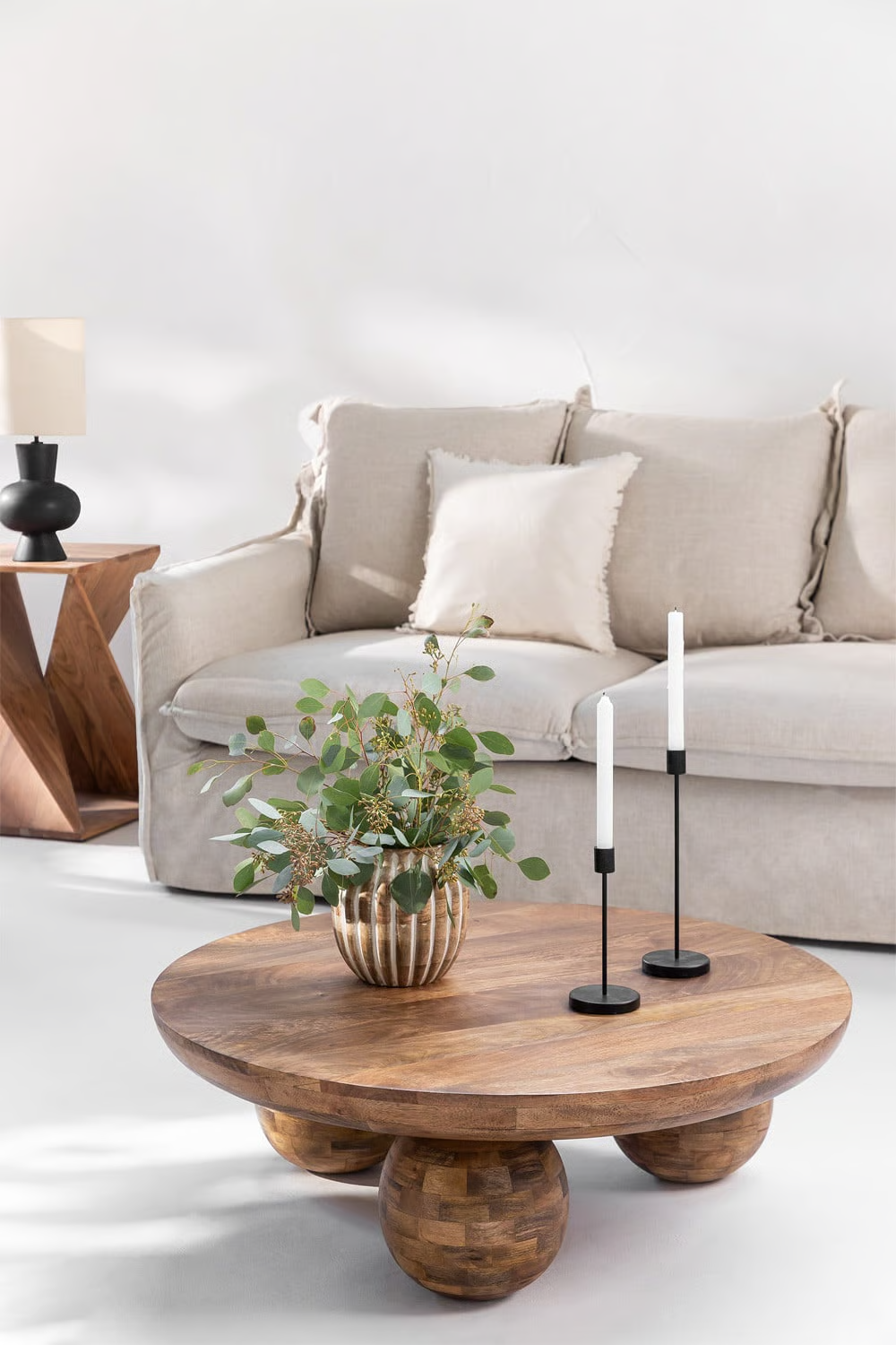 UV HOME Cotia Round Coffee Table