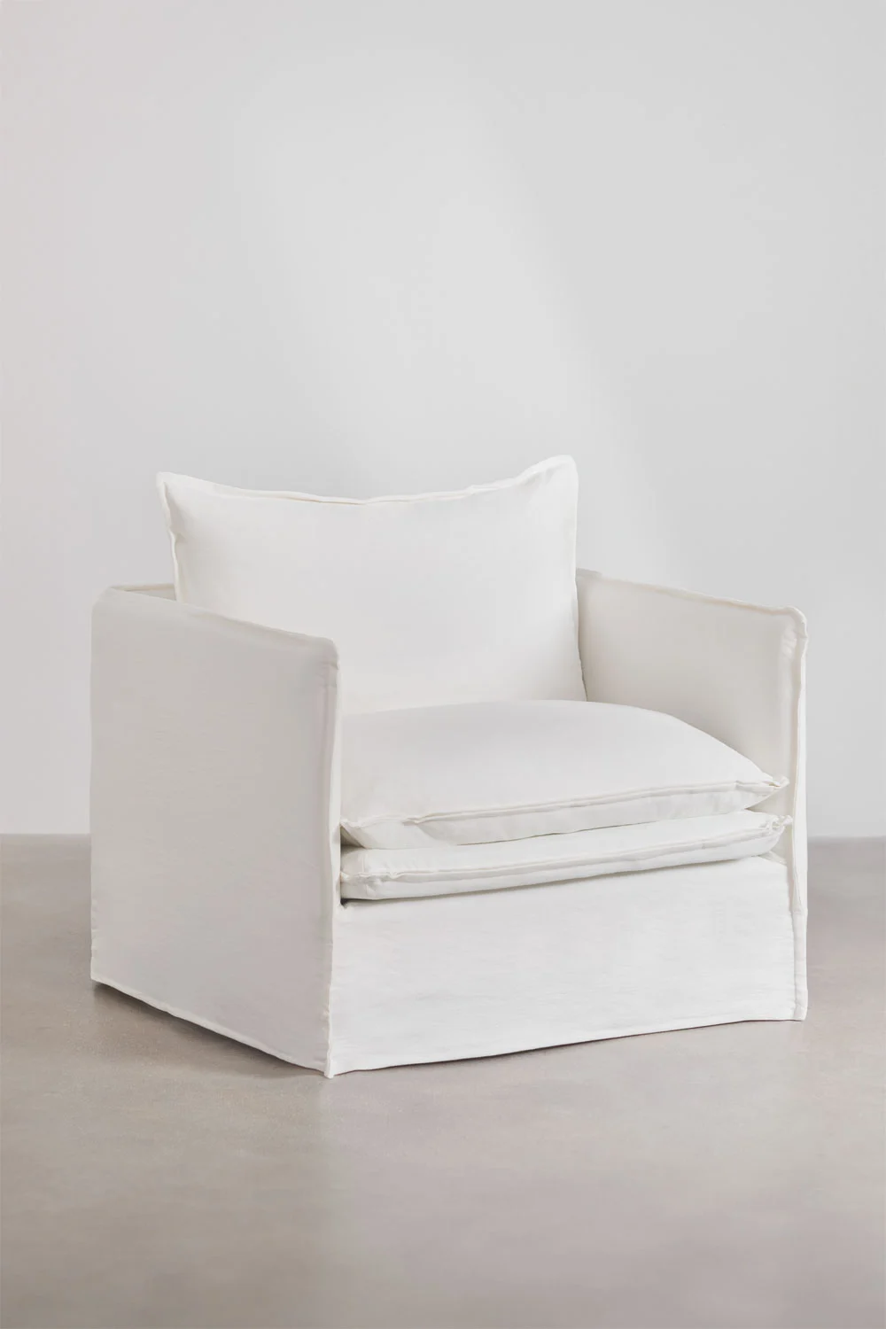 UV HOME Grace armchair with linen and cotton armrests