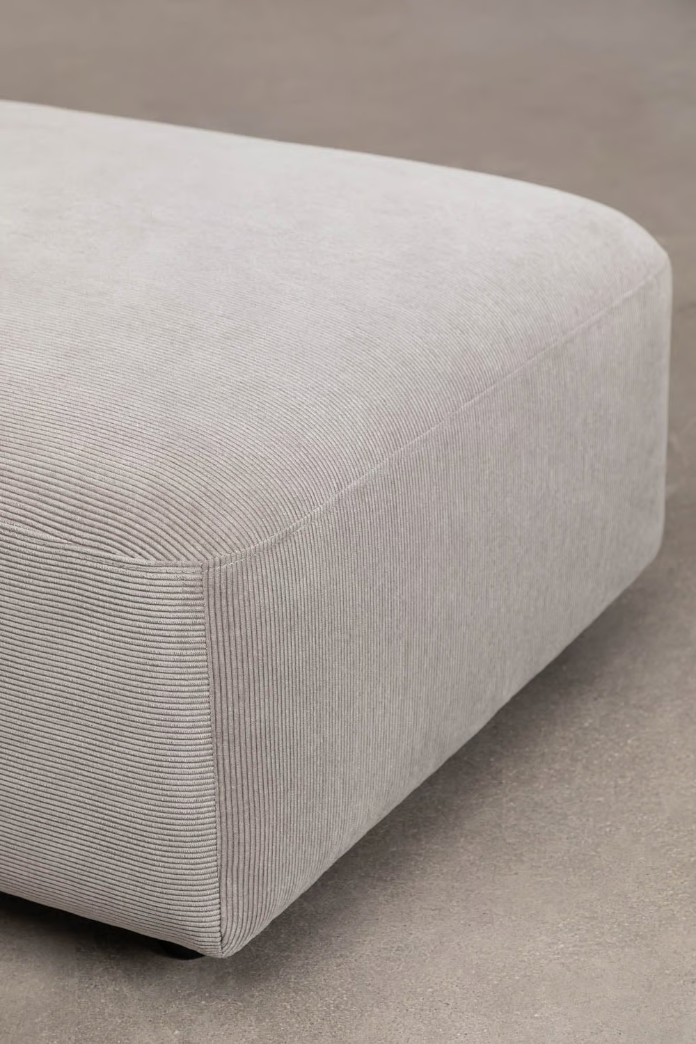UV HOME 4-piece modular sofa with upholstered ottoman Fogle