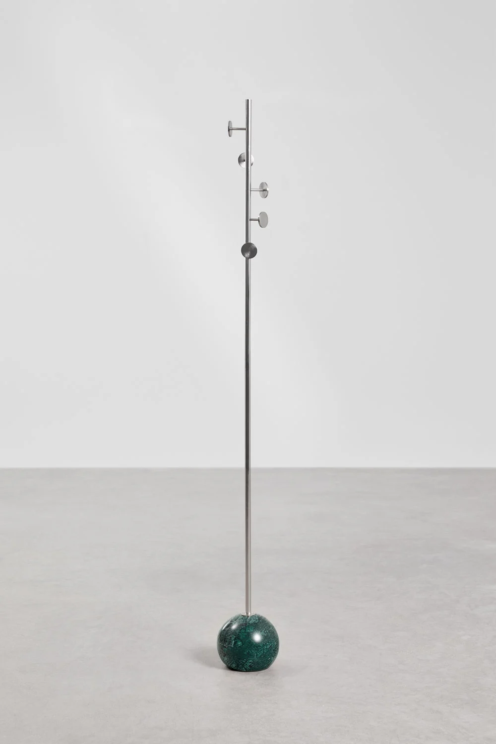 UV HOME Felora Freestanding Coat Rack in Iron and Marble