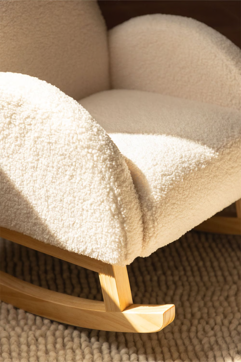 UV Home Gigis Kids sheepskin rocking chair