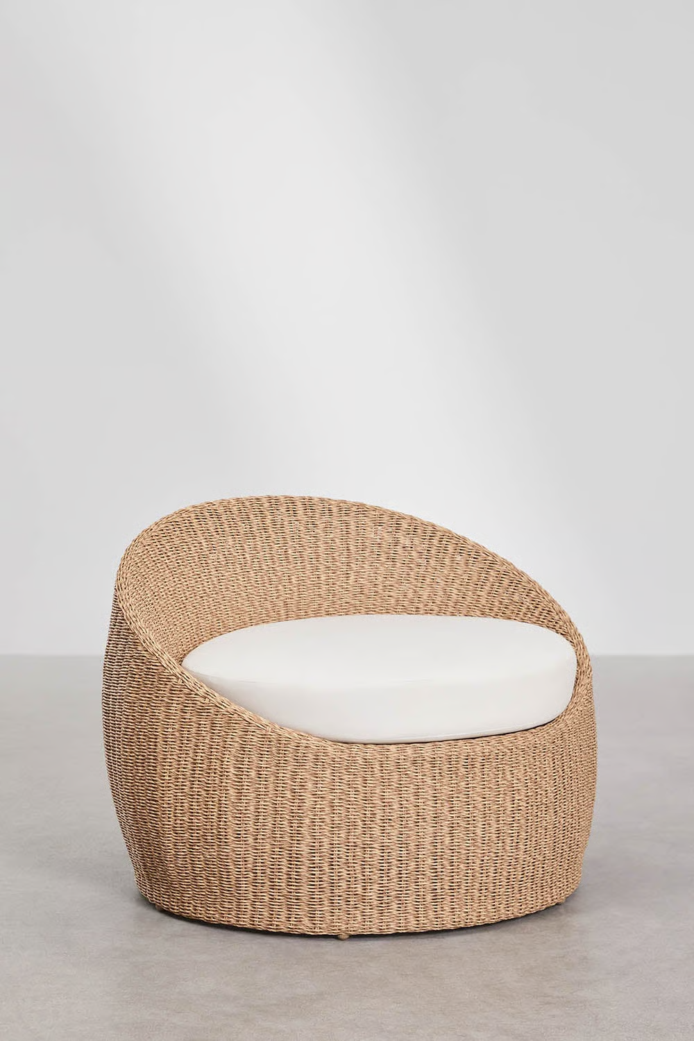 UV HOME Clarnyx Synthetic Rattan Garden Chair