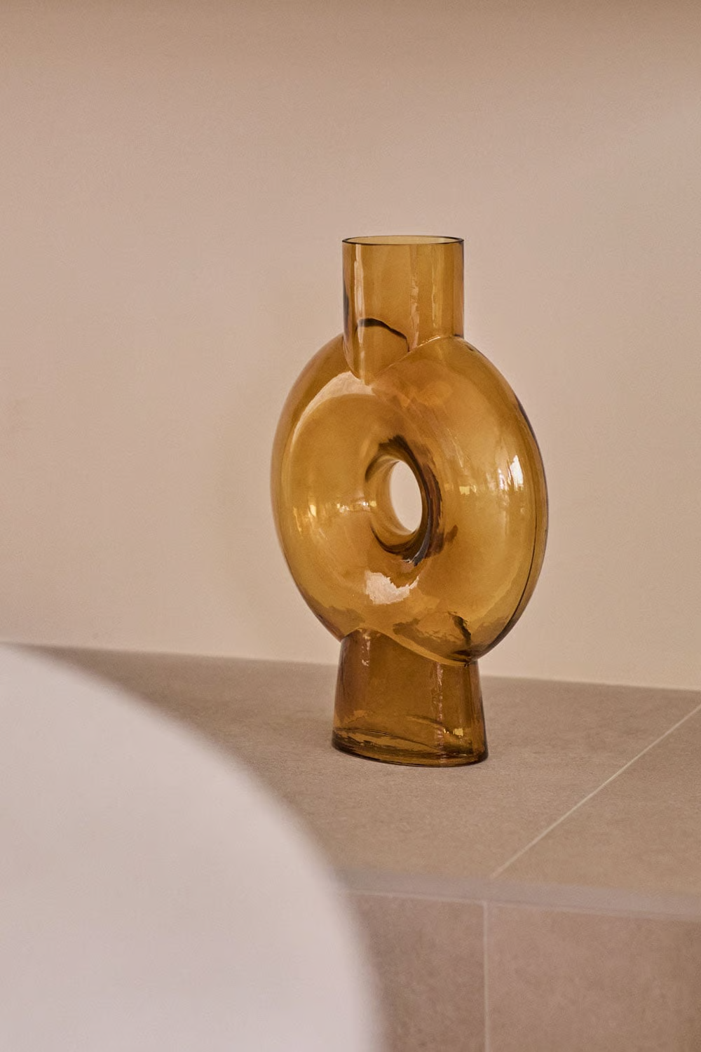 UV HOME Newark Glass Vase