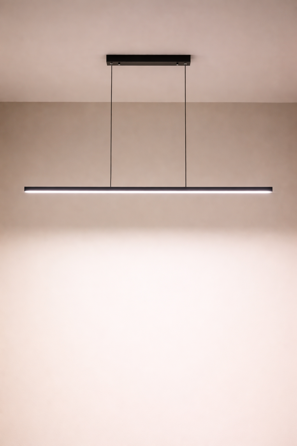 UV HOME Wilen LED Linear Pendant Lamp – 120 cm Aluminium Hanging Light