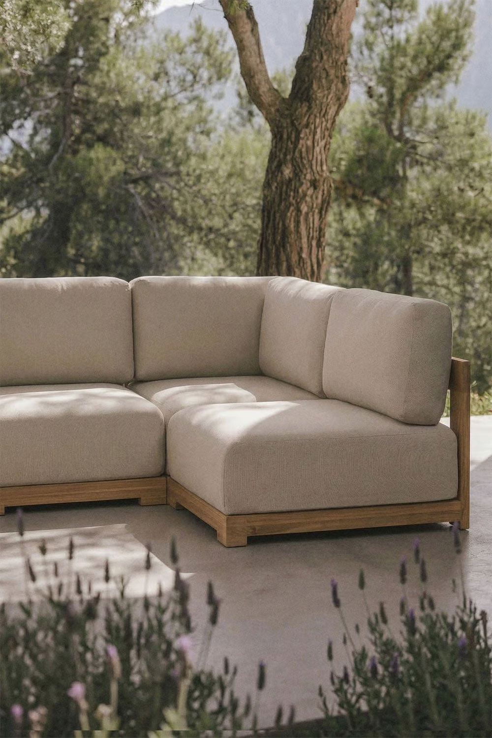 UV HOME Brivori 4-piece modular corner garden bench with acacia wood side table