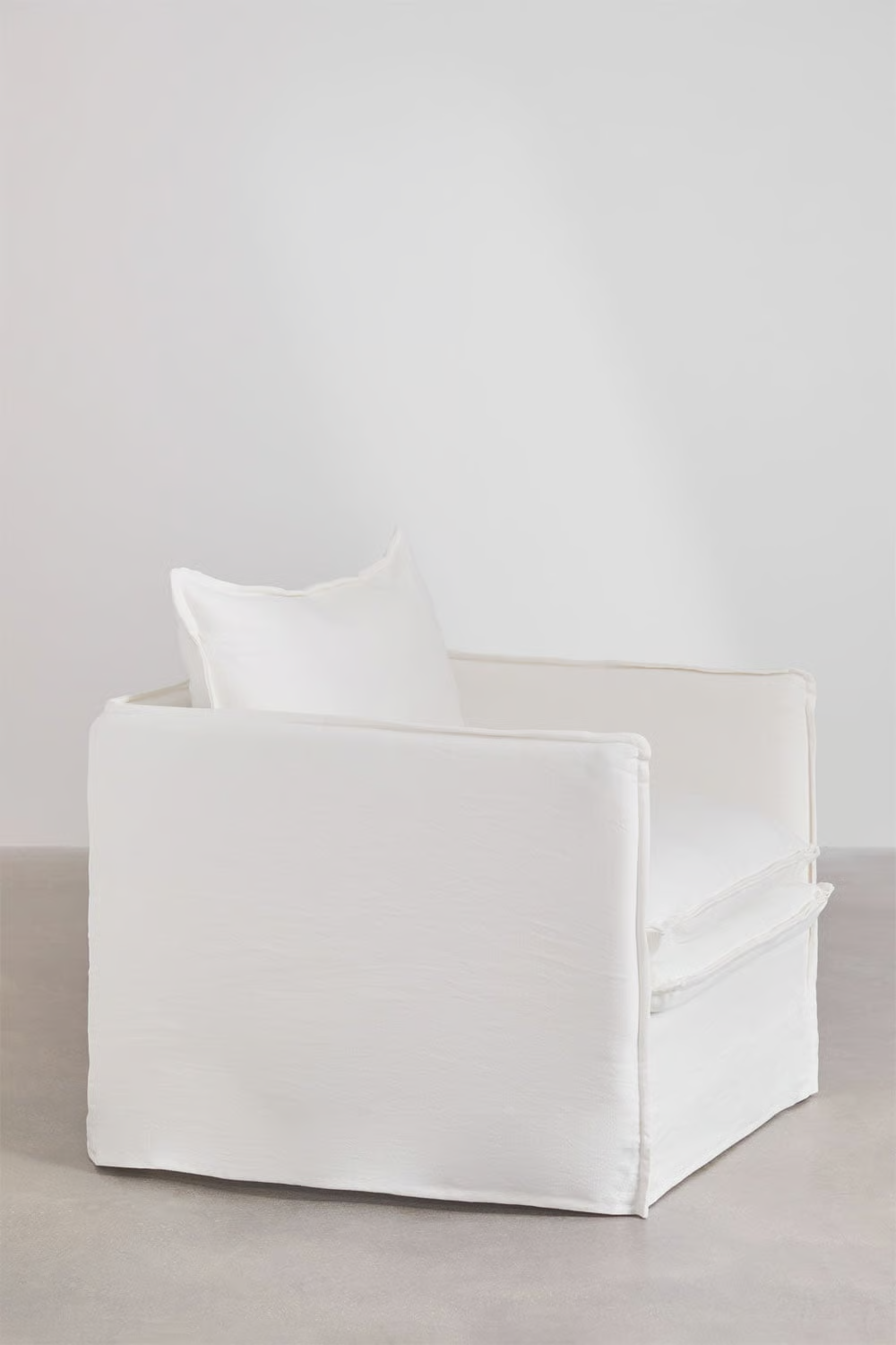 UV HOME Grace armchair with linen and cotton armrests